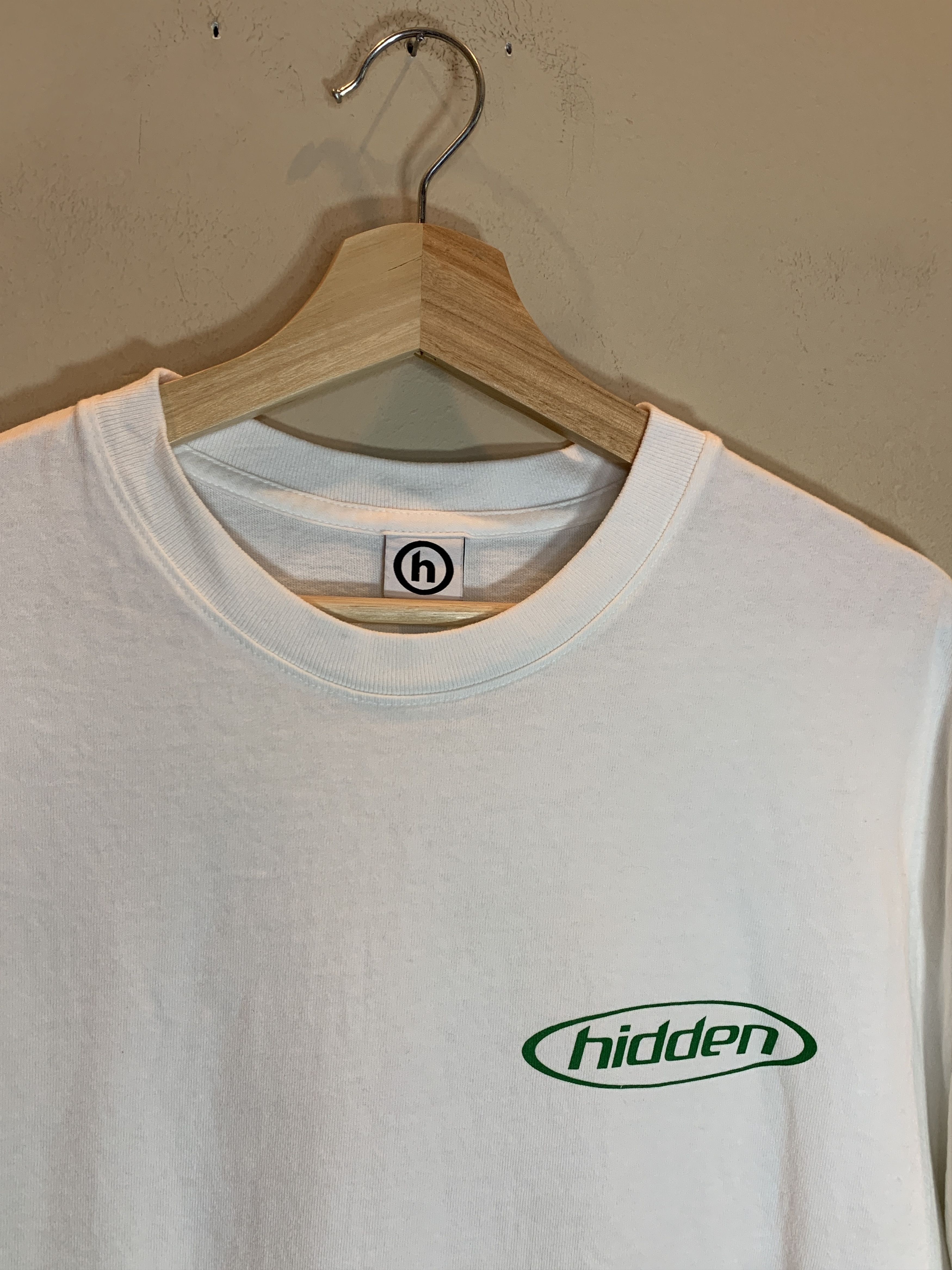 HIDDEN *RARE* Hidden New York USA-Made T-Shirt - Medium Size US M / EU 48-50 / 2 - 4 Thumbnail