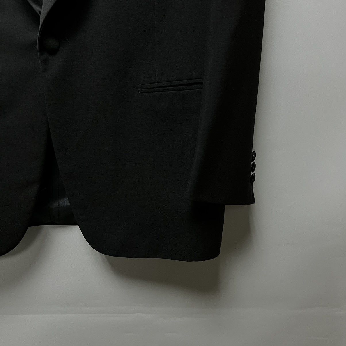 Corneliani Corneliani Suit Blazer and pants 2 piece men’s italy luxury Size 48R - 7 Thumbnail