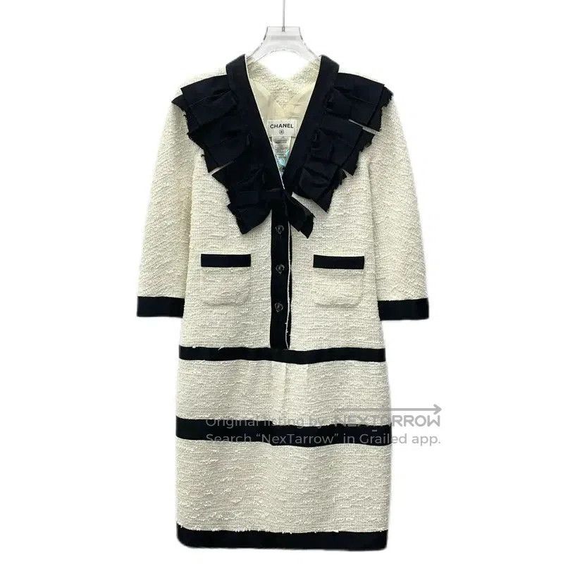 Chanel Chanel Beige Dress with Black Trim and Ruffles . Size XS / US 0-2 / IT 36-38 - 1 Thumbnail