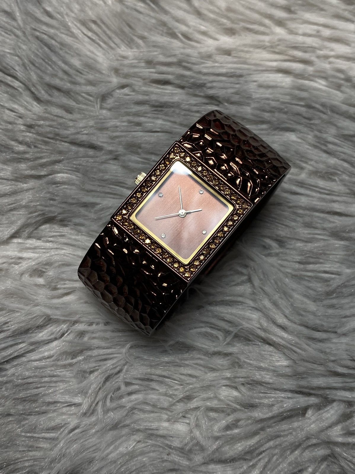 Jewelry Luxurious Brown Cuff Watch with Gem Accents | Japanese Brand Size ONE SIZE - 4 Thumbnail
