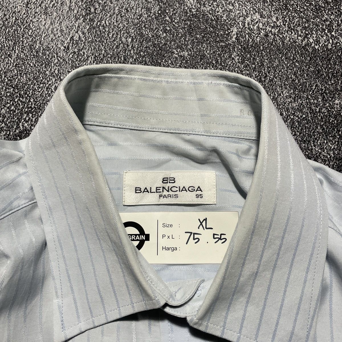 Balenciaga Vintage Balenciaga Shirts Pocket Embrodiered BB Size US XL / EU 56 / 4 - 6 Thumbnail
