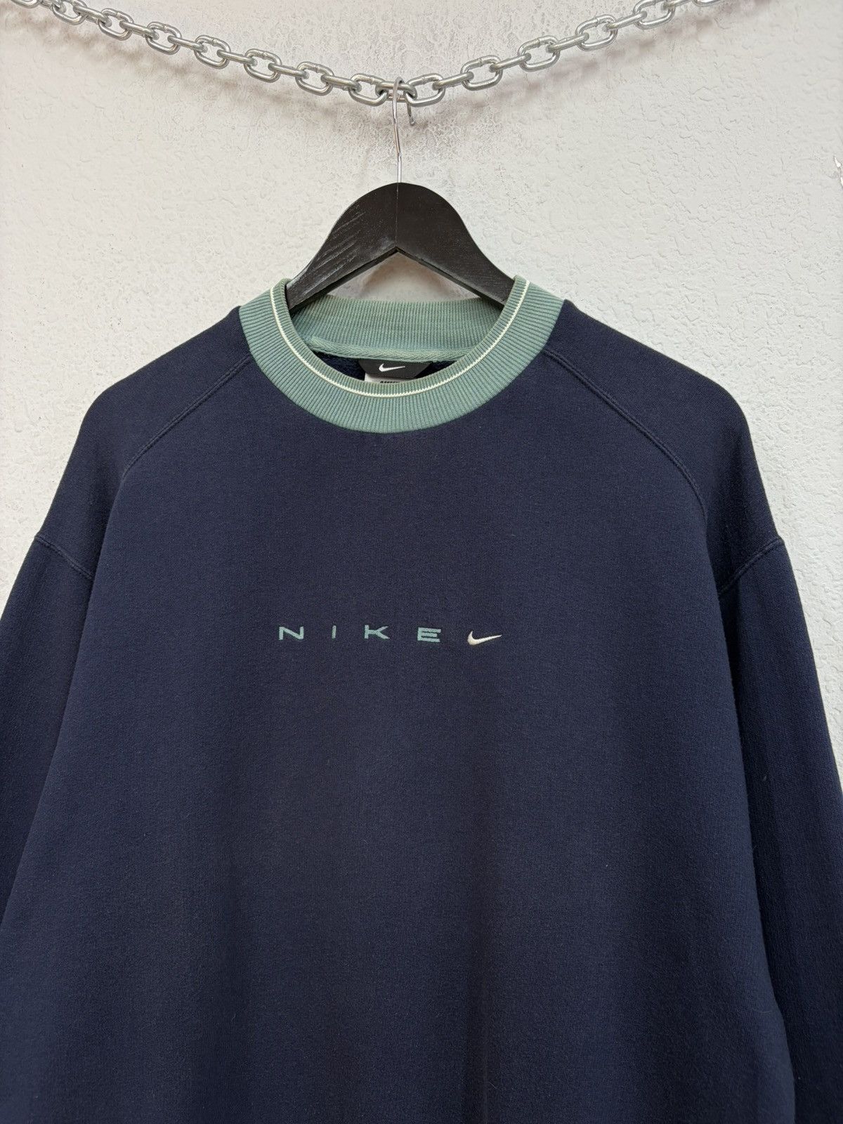Nike Vintage y2k Nike Sweatshirt Centre Embroidered Swoosh Logo Size US M / EU 48-50 / 2 - 3 Thumbnail