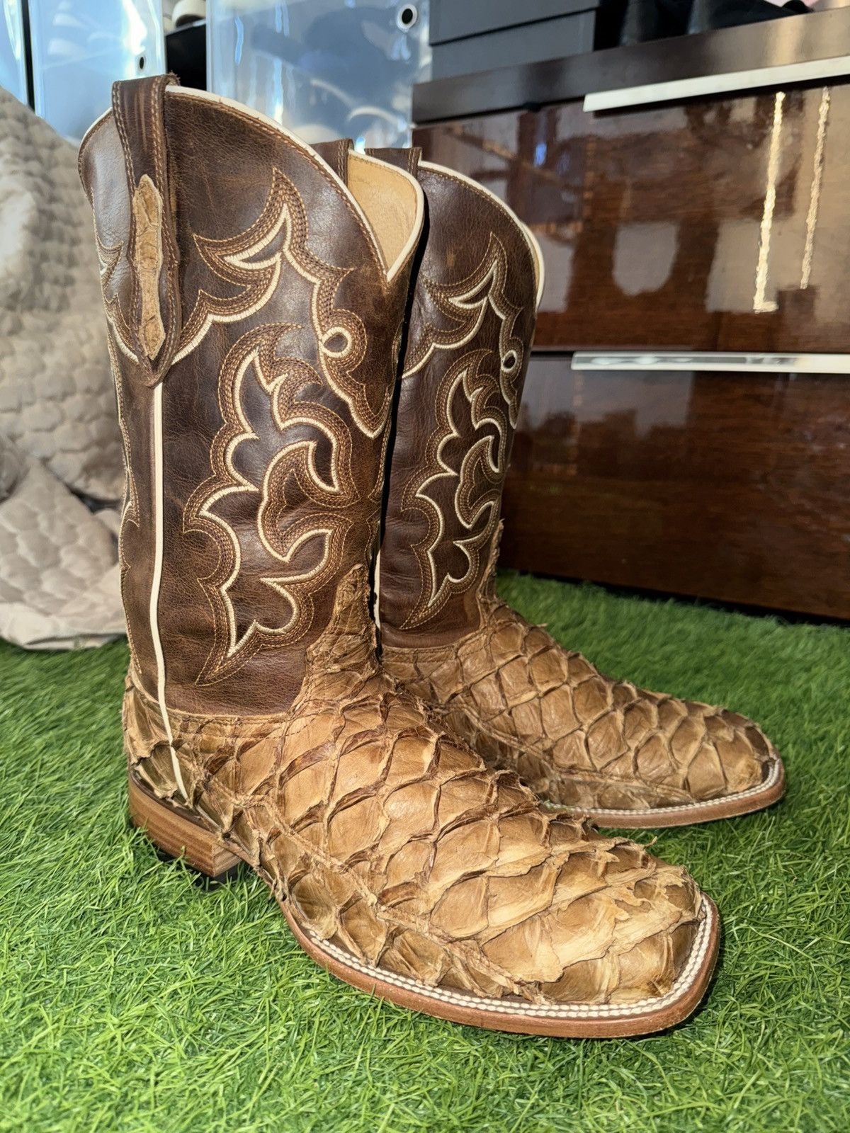Cody James CODY JAMES MEN'S PIRARUCU FISH SKIN WESTERN COWBOY BOOTS Size US 10.5 / EU 43-44 - 9 Thumbnail