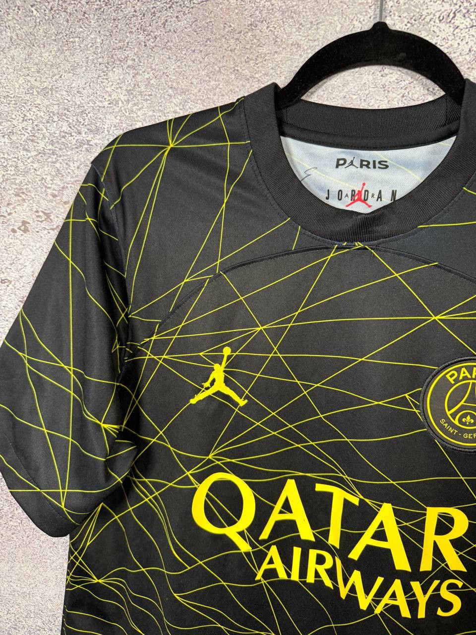 Jordan Brand × Nike PSG 2022/23 Fourth Jordan Soccer Jersey Blokcore Medium Size US M / EU 48-50 / 2 - 4 Thumbnail