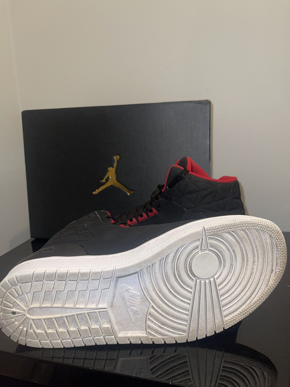 Jordan Brand Jordan 1 Flight 3 Size US 10 / EU 43 - 3 Thumbnail