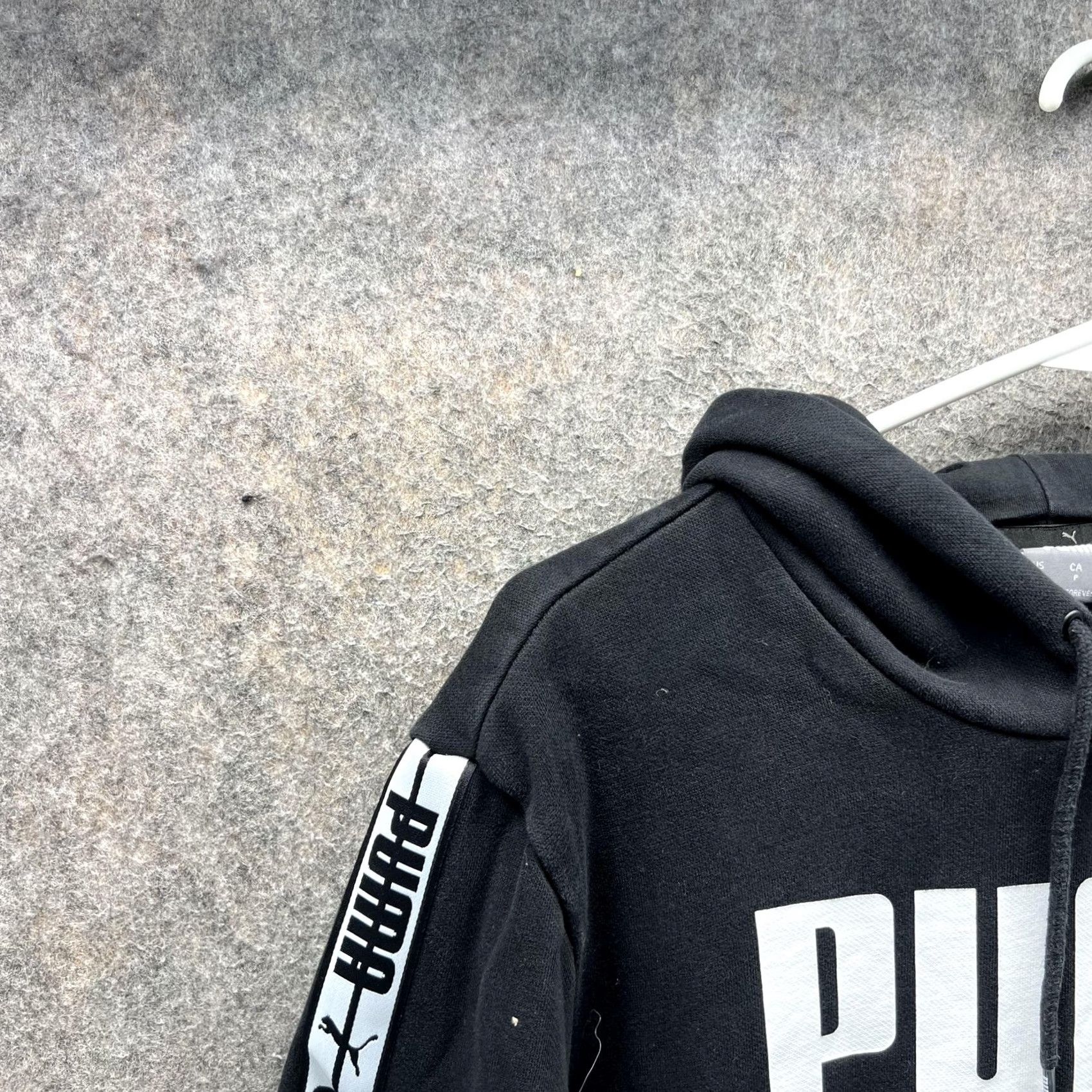 Puma Puma Hoodie Mens Small Black Logo Tape Sleeve Pullover Athletic Sweatshirt Size US S / EU 44-46 / 1 - 4 Thumbnail