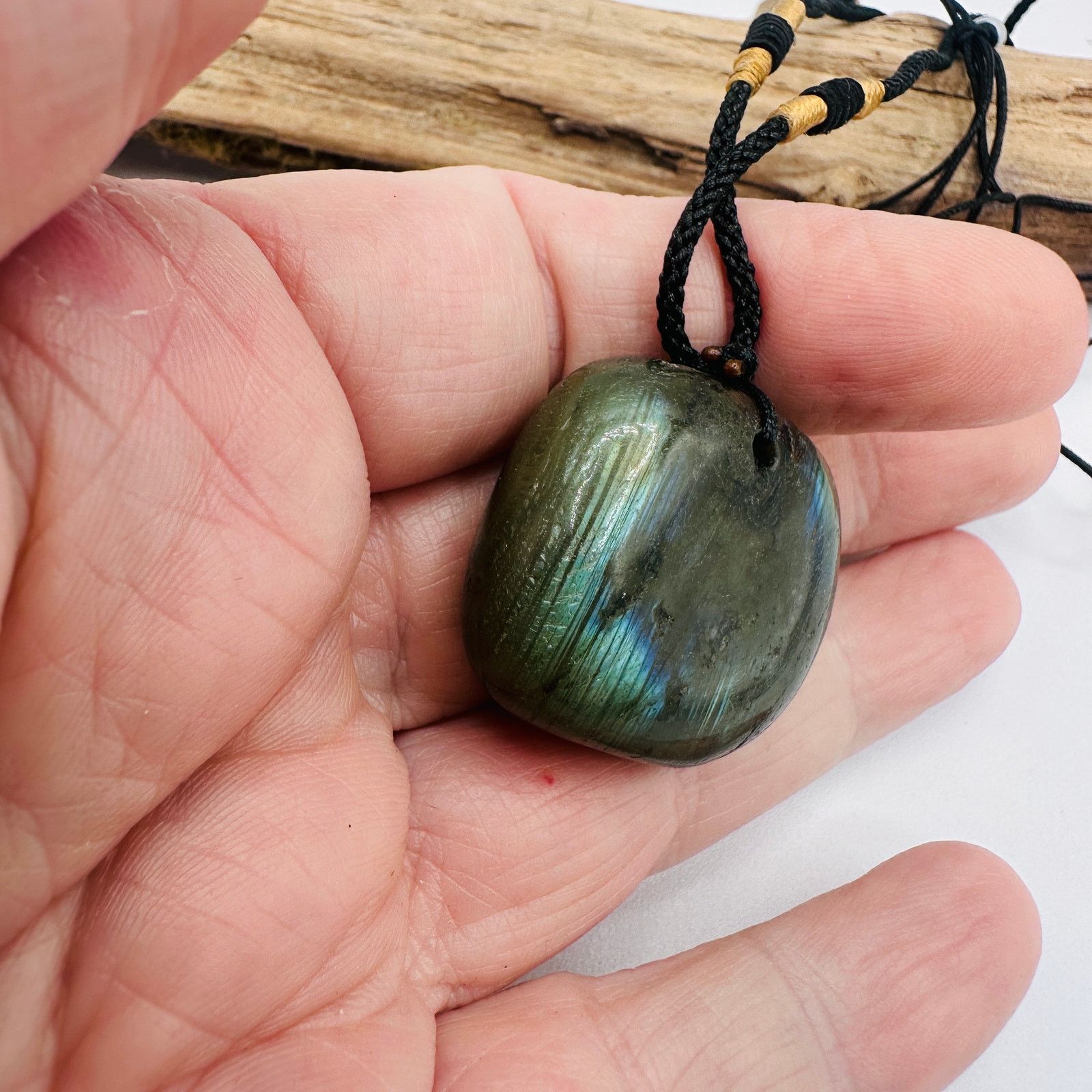 The Unbranded Brand Natural Labradorite Healing Stone Cord Necklace Unisex Size ONE SIZE - 4 Thumbnail