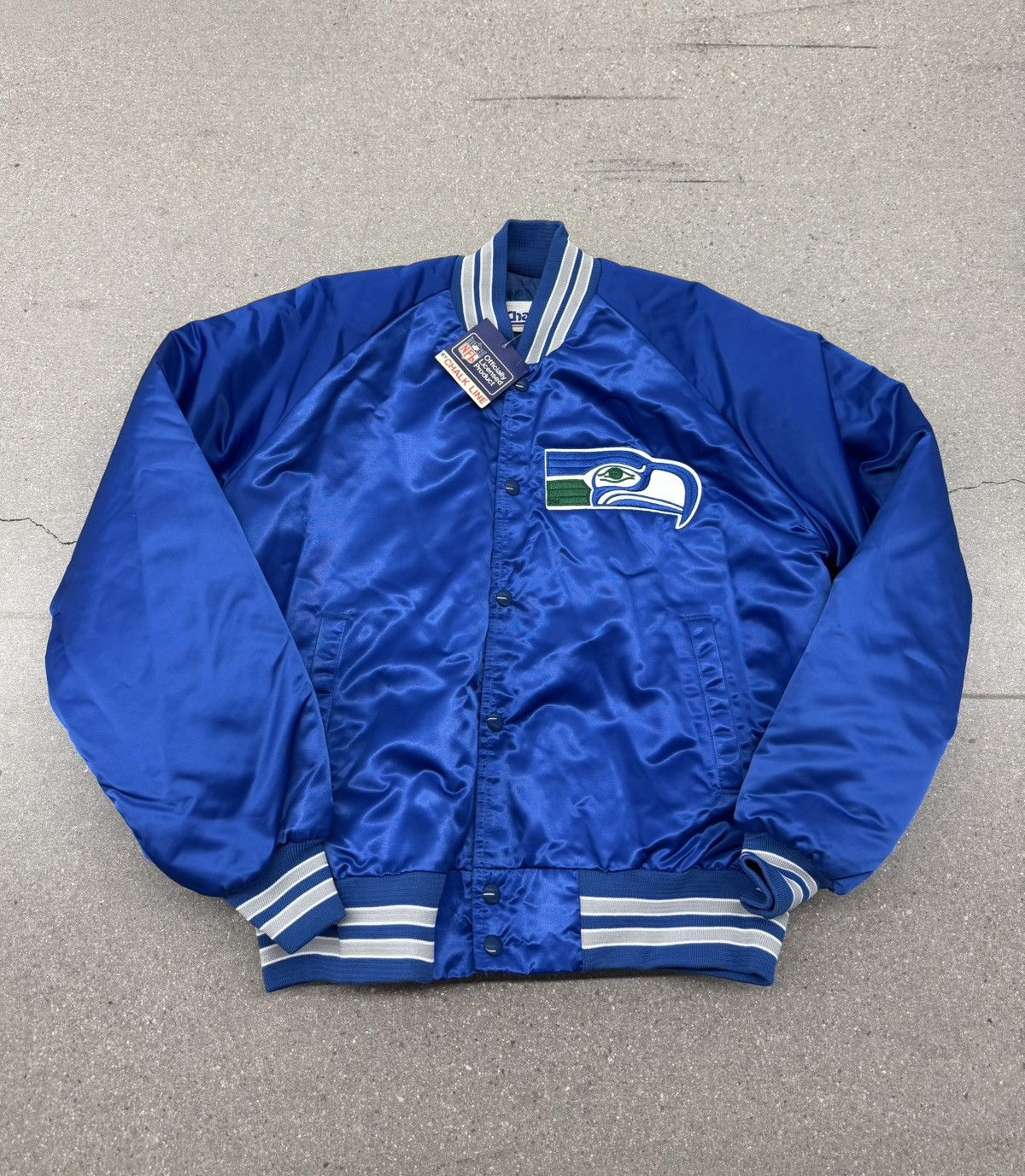 Chalk Line Vintage 90s Chalk Line Seattle Seahawks Satin Bomber Jacket Size US L / EU 52-54 / 3 - 1 Thumbnail