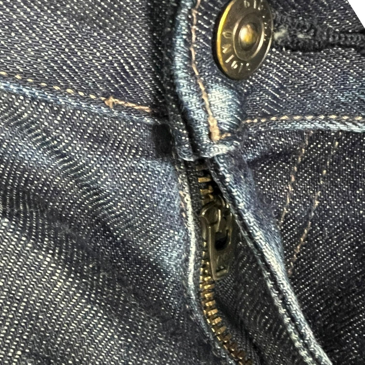 Uniqlo Uniqlo Jeans Slim Straight Kaihara Dark Faded Jeans - 33x32 Size US 33 - 4 Thumbnail