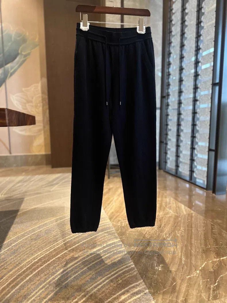 Loro Piana Loro Piana Trousers, Cashmere Size 27" / US 4 / IT 40 - 1 Thumbnail