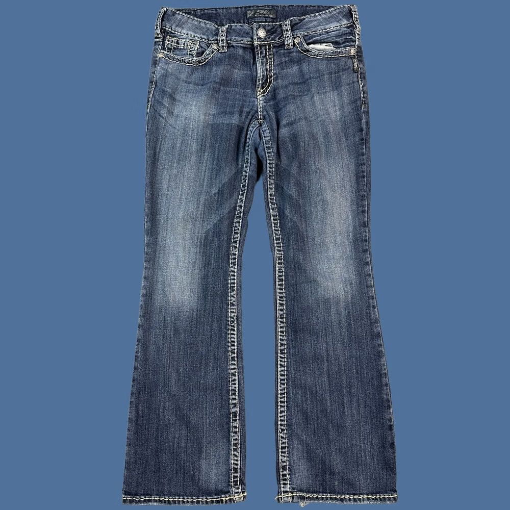 Silver Jeans Co. Nike Shirt? Size 24" / US 00 / IT 34 - 1 Thumbnail