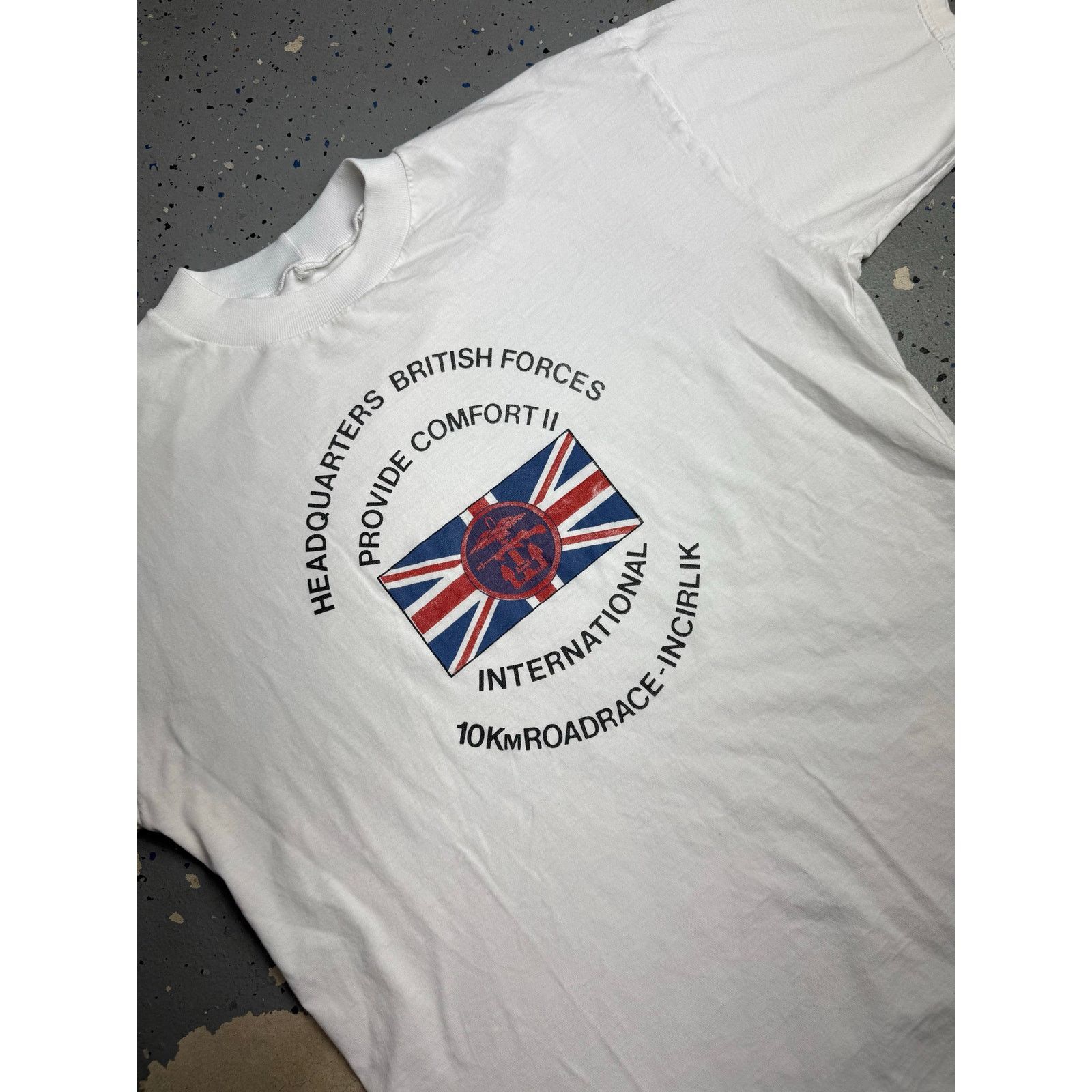 Fruit Of The Loom British forces headquarters race tee Size US M / EU 48-50 / 2 - 4 Thumbnail