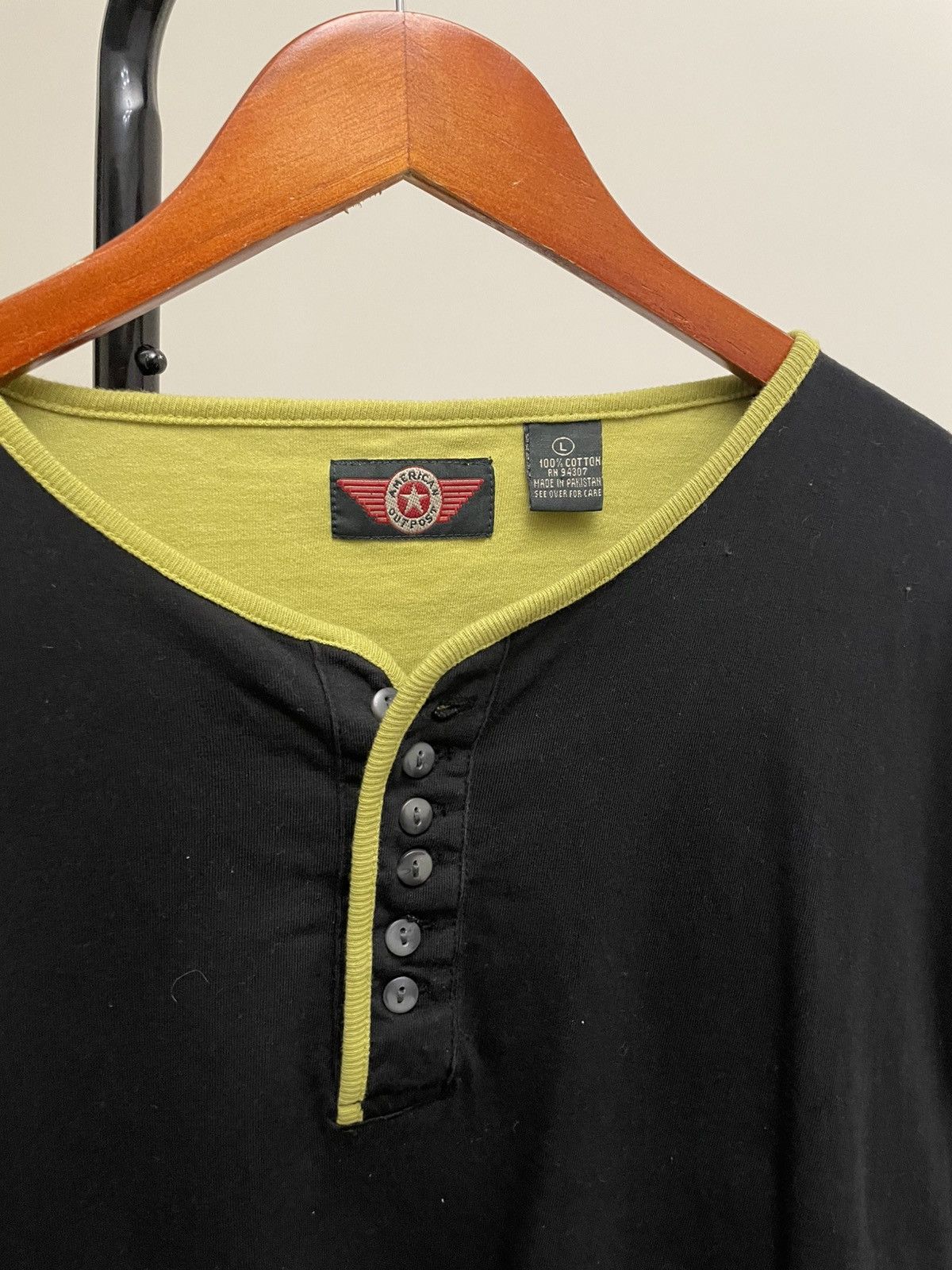 Vintage Vintage Y2K Black Blank Tee Shirt Unsoundrags Hanes Size US L / EU 52-54 / 3 - 3 Thumbnail