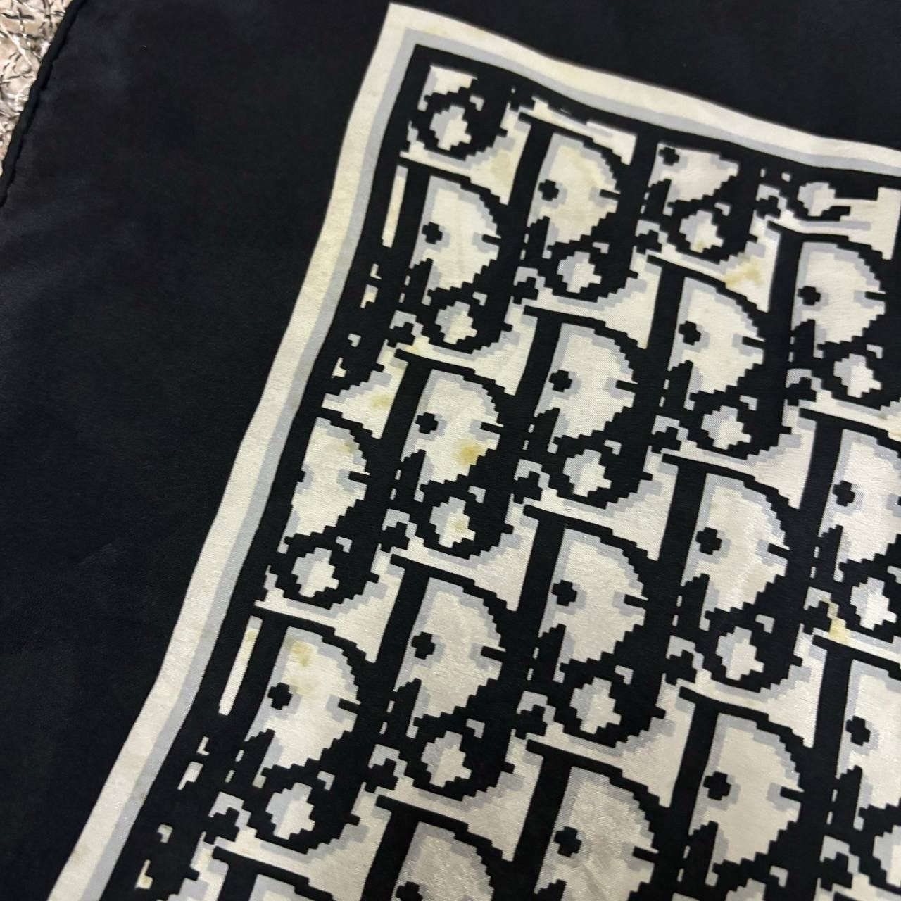 Christian Dior Monsieur Vtg Christian Dior Trotter Monogram Silk Scarf Black White Size ONE SIZE - 7 Thumbnail