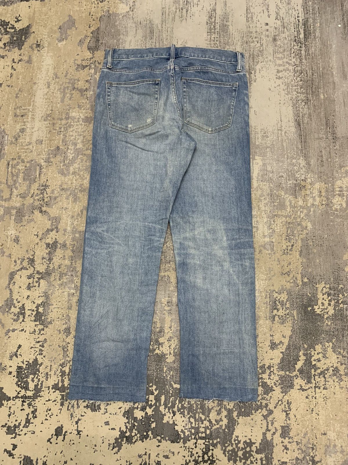Jun Takahashi Japanese Brand Distressed Uniqlo Undercover Style Jeans W33 Size US 33 - 10 Thumbnail