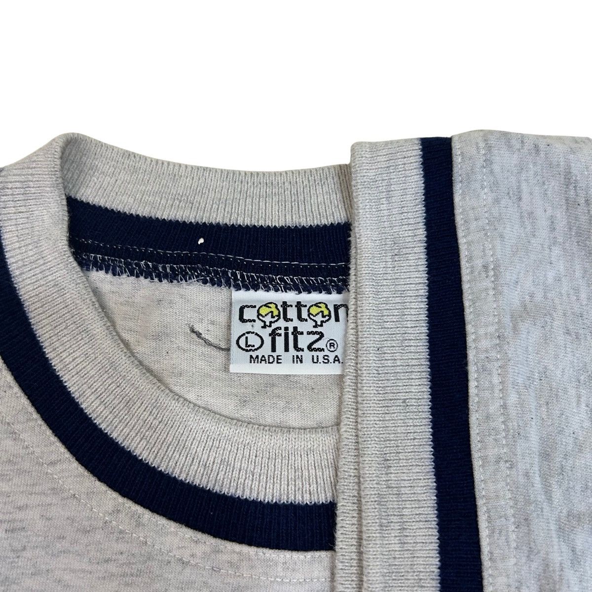 NCAA Vintage Georgetown University Latin Insignia Ringer T Shirt Size US L / EU 52-54 / 3 - 4 Thumbnail