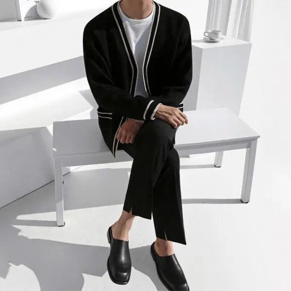 VIBE Black Knit Cardigan Sweater Size US XL / EU 56 / 4 - 6 Thumbnail