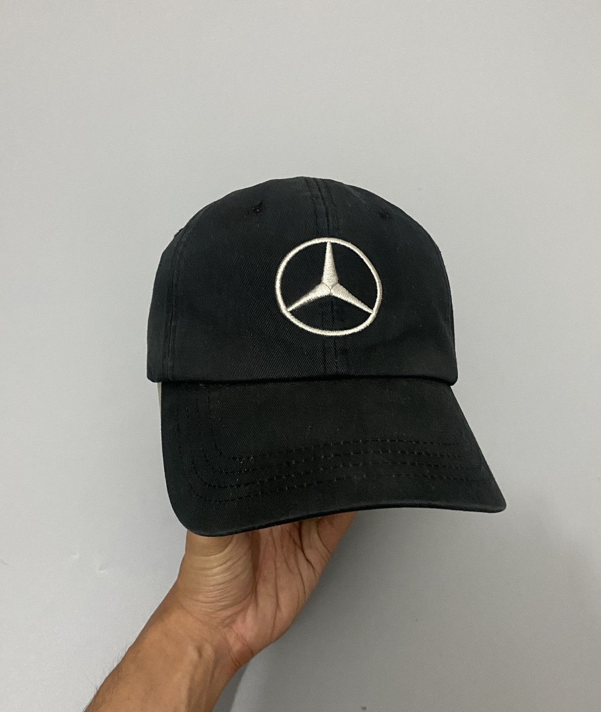 Mercedes-Benz 💥Vintage💥Mercedes Scale Caps Size ONE SIZE - 1 Thumbnail