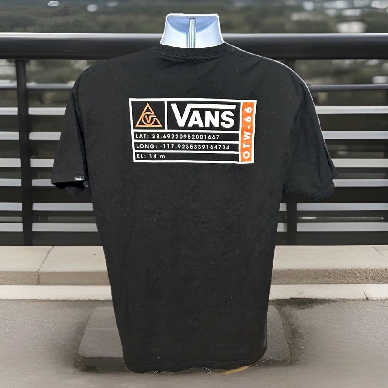 Vans VANS Shirt Men L Black Short Sleeve Graphic Tee Logo 66 Supply 2020 Off The Wall Size US L / EU 52-54 / 3 - 5 Thumbnail