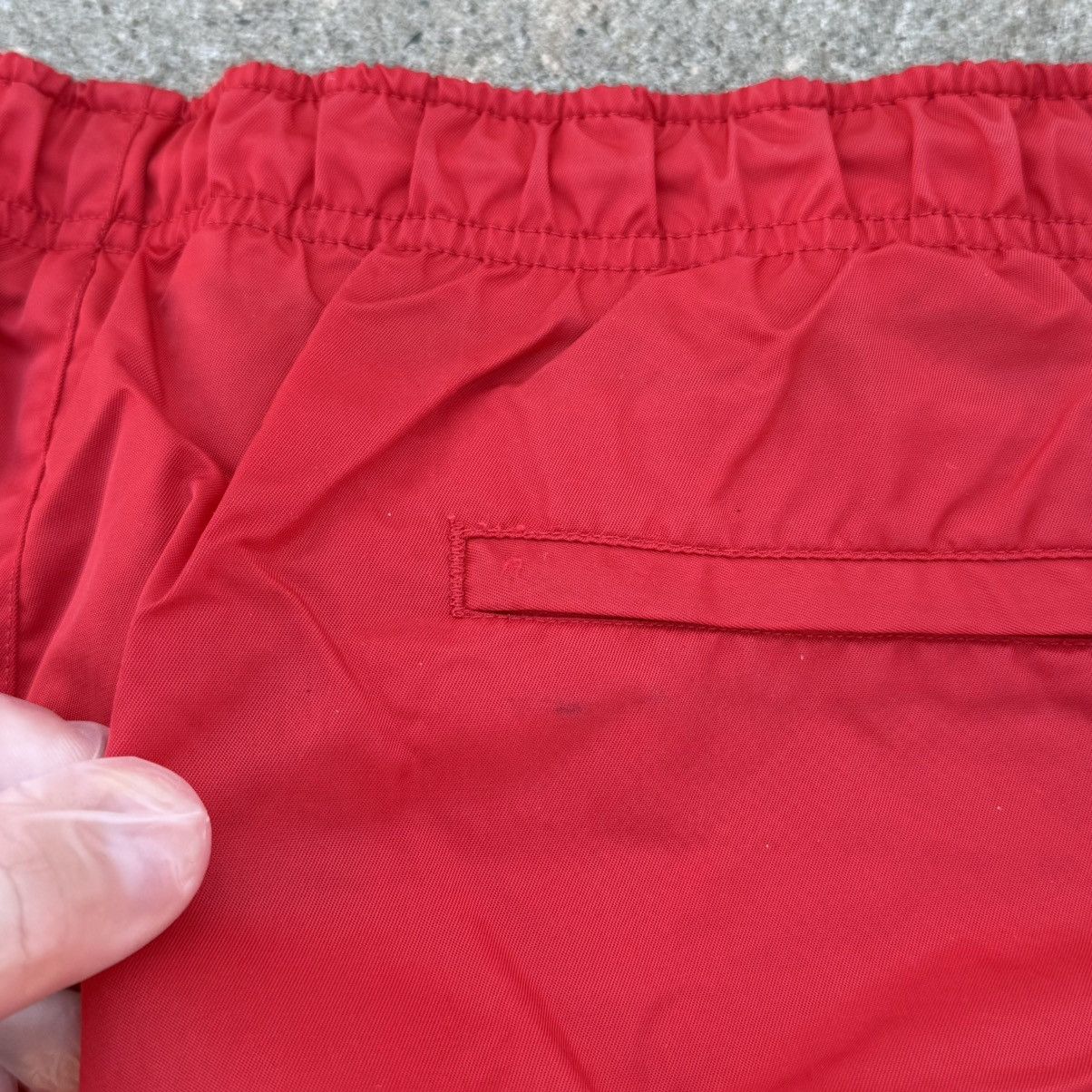 Tommy Hilfiger Rare Vintage Tommy Hilfiger Nylon Mesh Athletics Swim Shorts Size US 36 / EU 52 - 12 Thumbnail