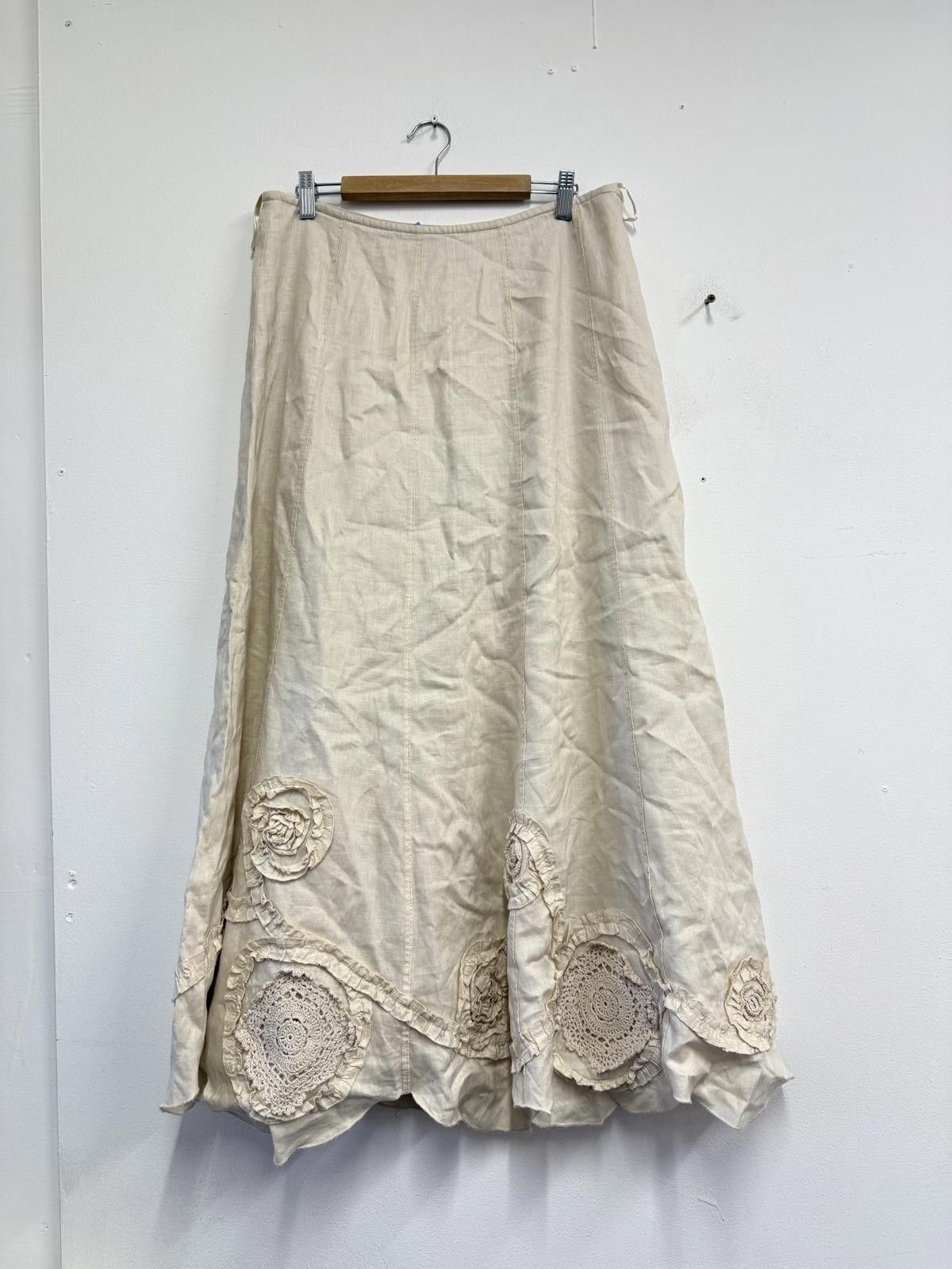 Other Beige Long Skirt with Crochet Detail Size 14 Size 32" / US 10 / IT 46 - 1 Thumbnail