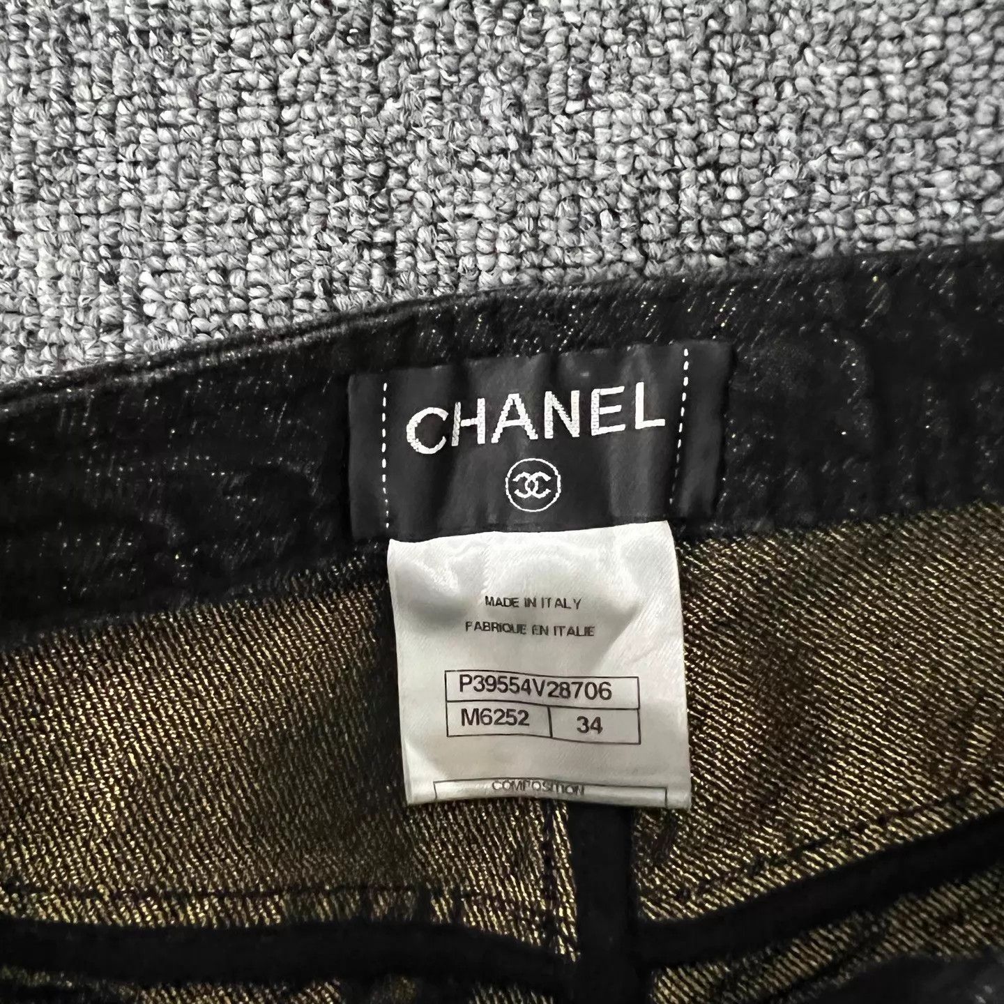 Chanel Chanel Double C Gold Thread Jeans 34 (Mint) Size 25" / US 0 / IT 36 - 6 Thumbnail