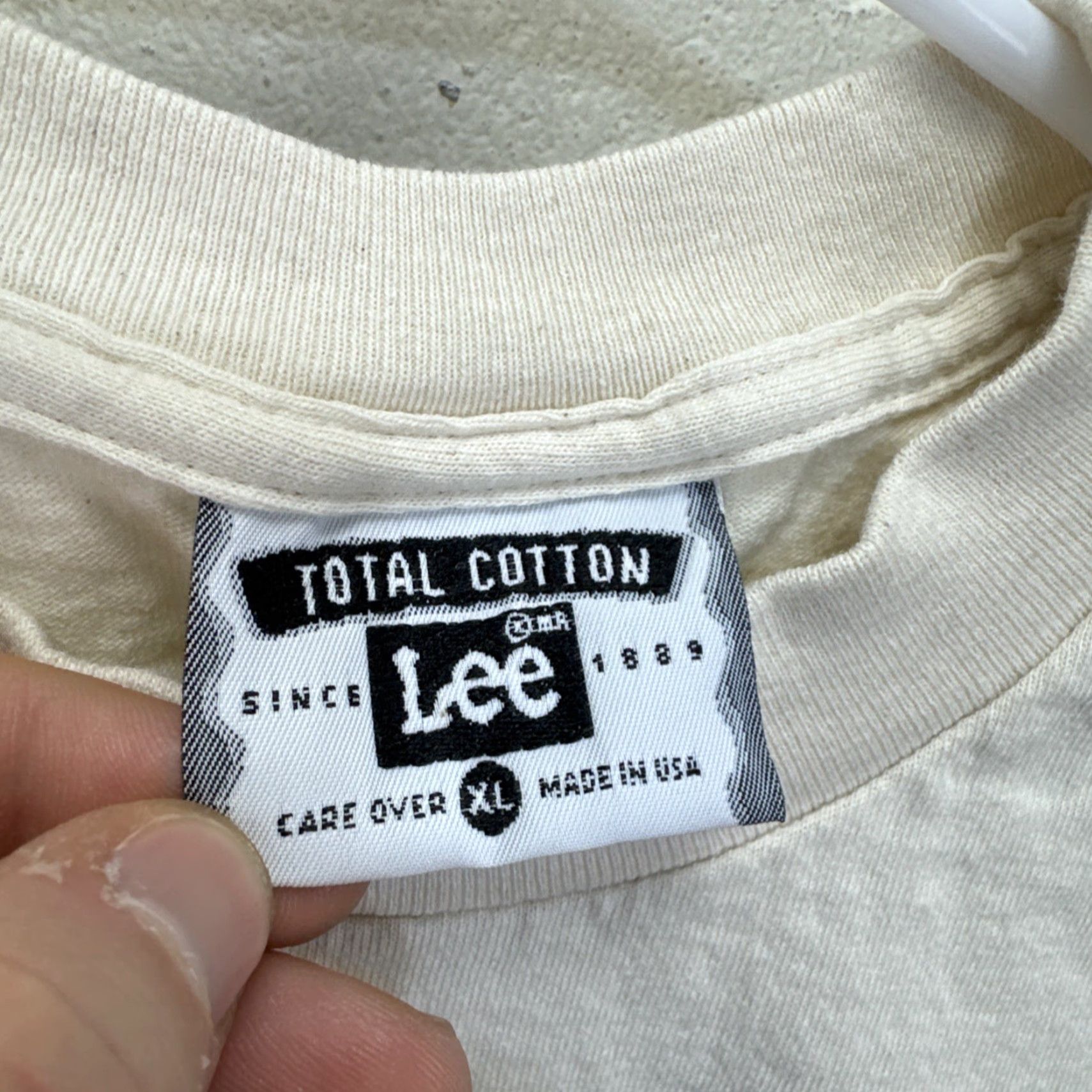 Lee VINTAGE Parrot Graphic Tee Lee Totally Cotton T-Shirt Adult XL Beige 90s Size US XL / EU 56 / 4 - 3 Thumbnail