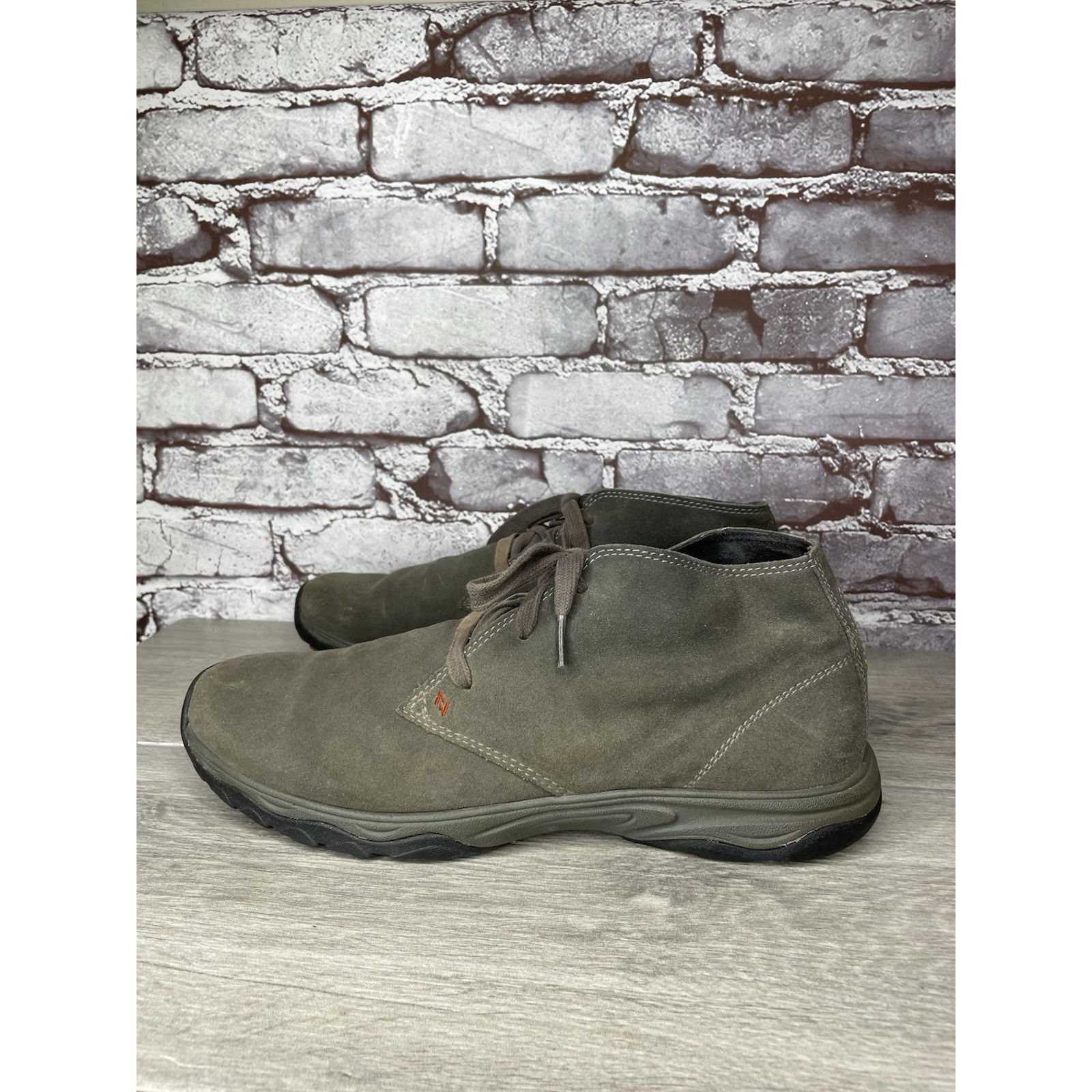 Eddie Bauer Eddie Bauer Green Brown Suede Leather Mid Lace Up Desert Boo Size US 11.5 / EU 44-45 - 1 Thumbnail