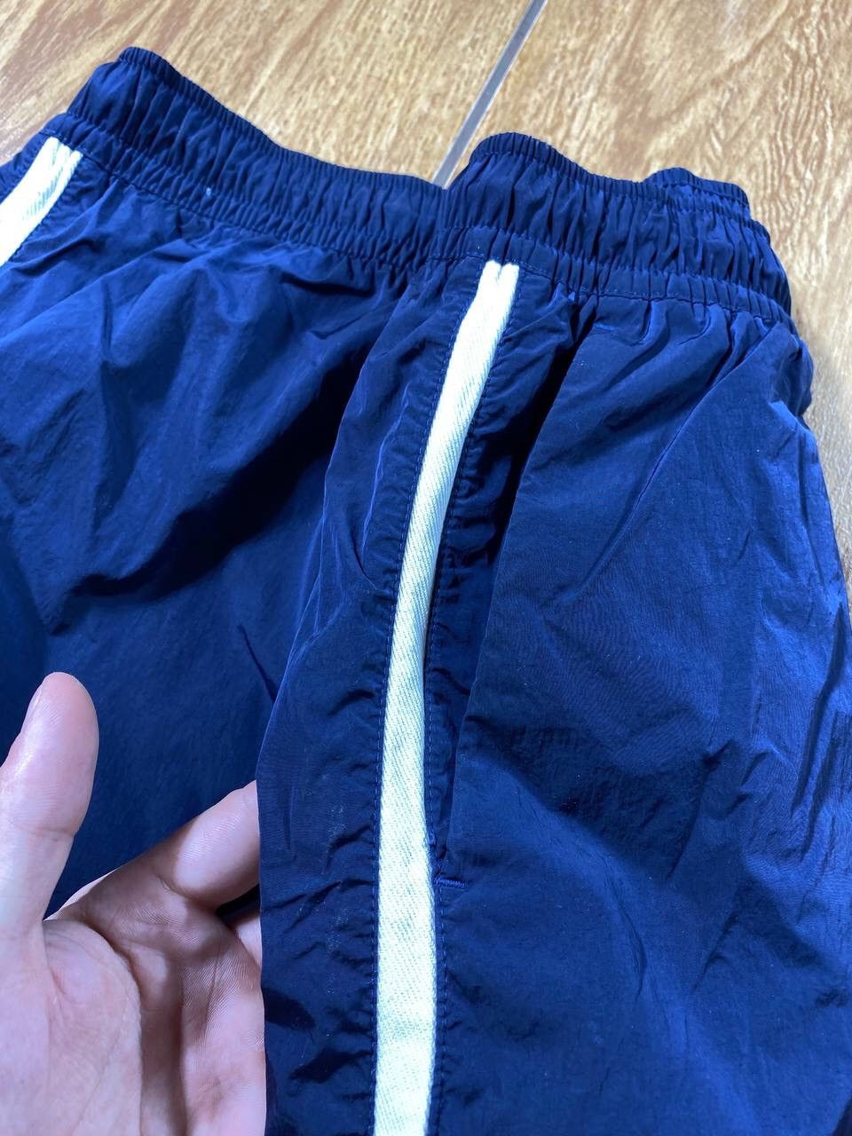 Nike × Vintage 90's NIKE SWOOSH LOGO Y2K RARE RETRO SHORTS Size US 30 / EU 46 - 8 Thumbnail