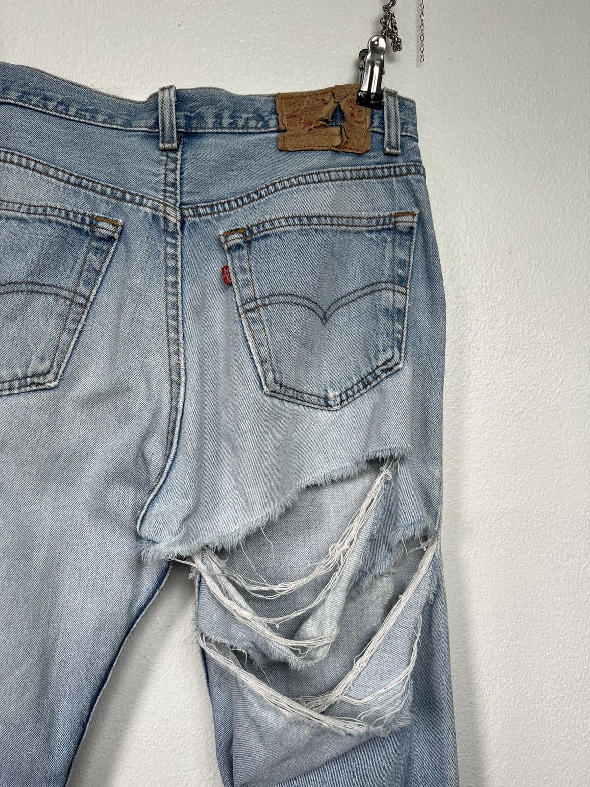 Levi's Thrashed Vintage 90s Levi's 501 Jeans Distressed Grunge Size US 31 - 8 Thumbnail