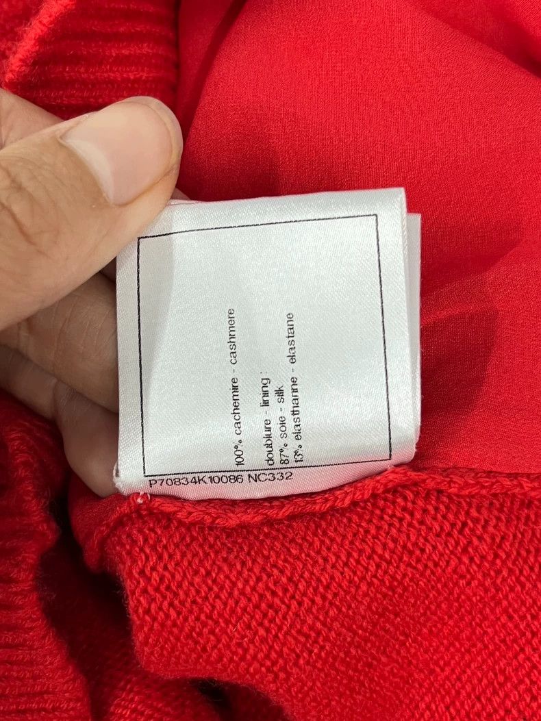 Chanel Chanel Red Heavy Industry Pearl Chain Cashmere Sweater Size XS / US 0-2 / IT 36-38 - 7 Thumbnail