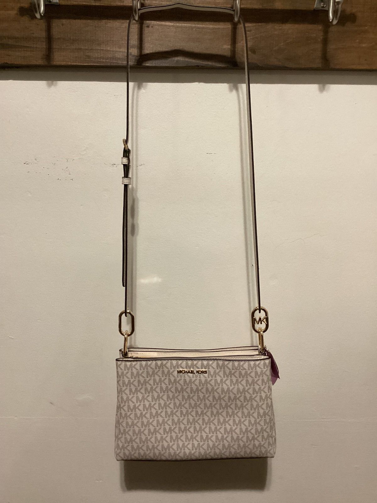Michael Kors Beige Michael Kors Bag Size ONE SIZE - 1 Thumbnail