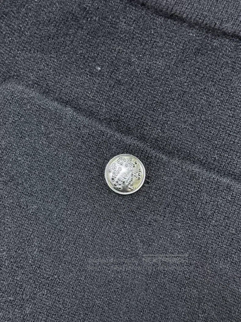 Chanel Chanel Rhinestone buckle cashmere silk blended Bermuda cas Size 26" / US 2 / IT 38 - 5 Thumbnail