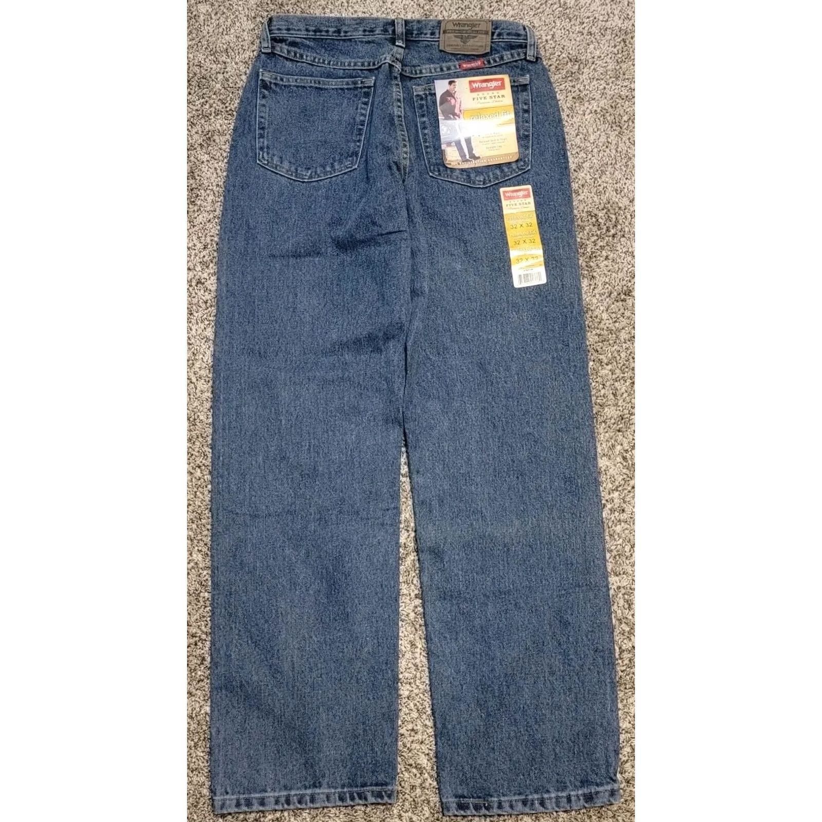 Wrangler Wrangler Rugged Wear Men's Jeans Relaxed Fit Straight Leg Denim 32x32 NWT Blue USA 5-Pocket Denim Jeans Regular Size 32 Wrangler Rugged Wear Size US 32 / EU 48 - 3 Thumbnail
