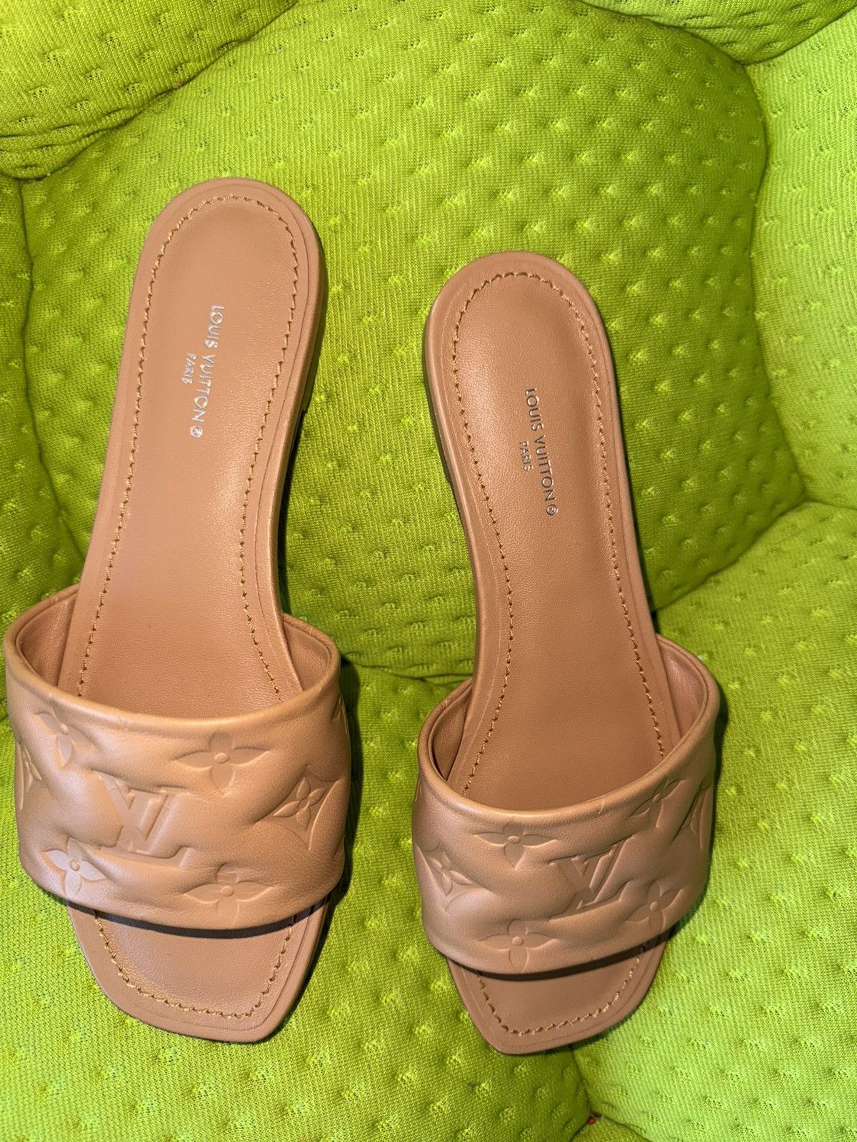 Louis Vuitton Louis vuitton revival monogram sandals Size US 6.5 / IT 36.5 - 5 Thumbnail