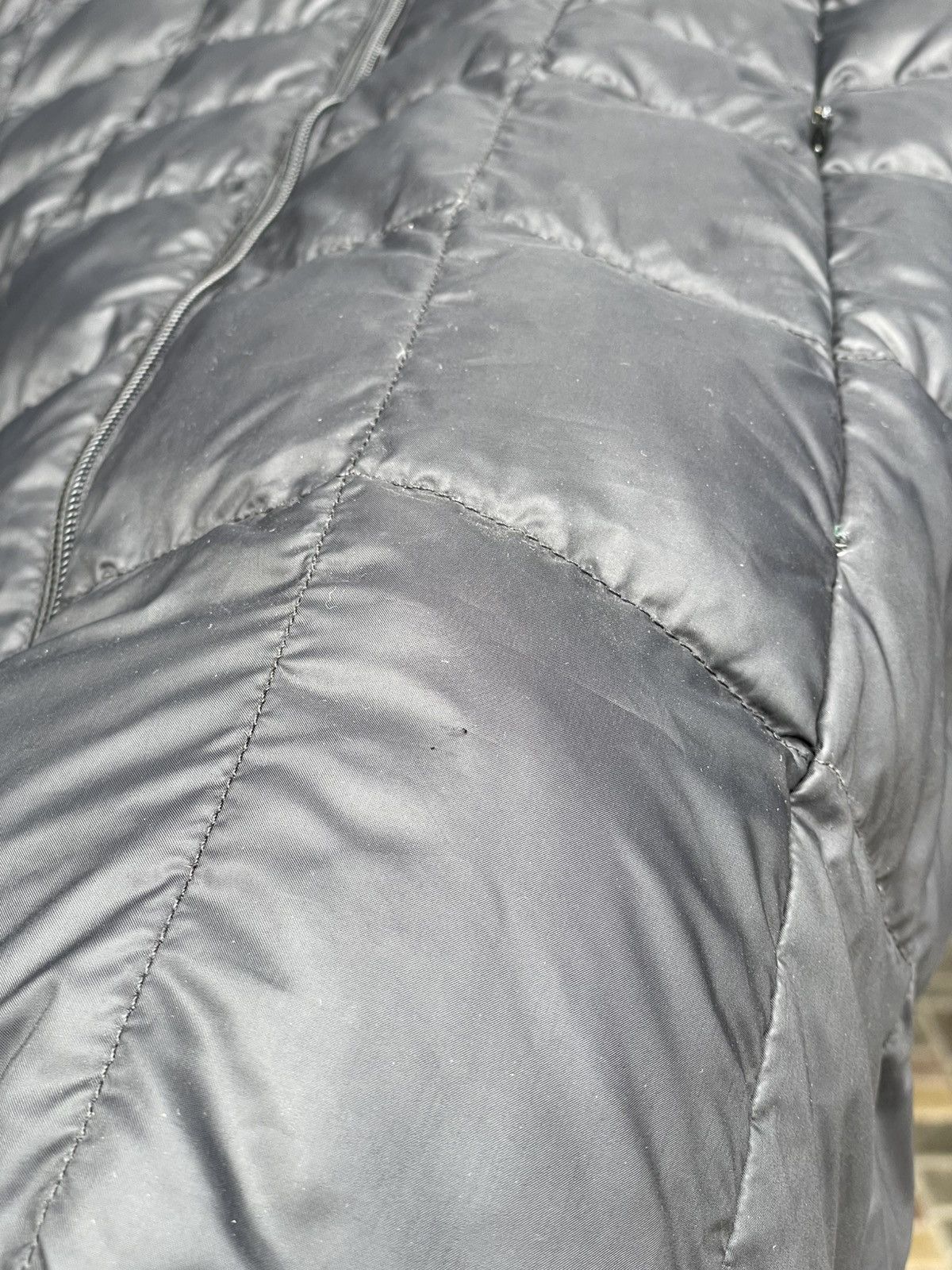 Moncler Vintage MONCLER Women’s Long Quilted Down Jacket Black Size M / US 6-8 / IT 42-44 - 20 Thumbnail