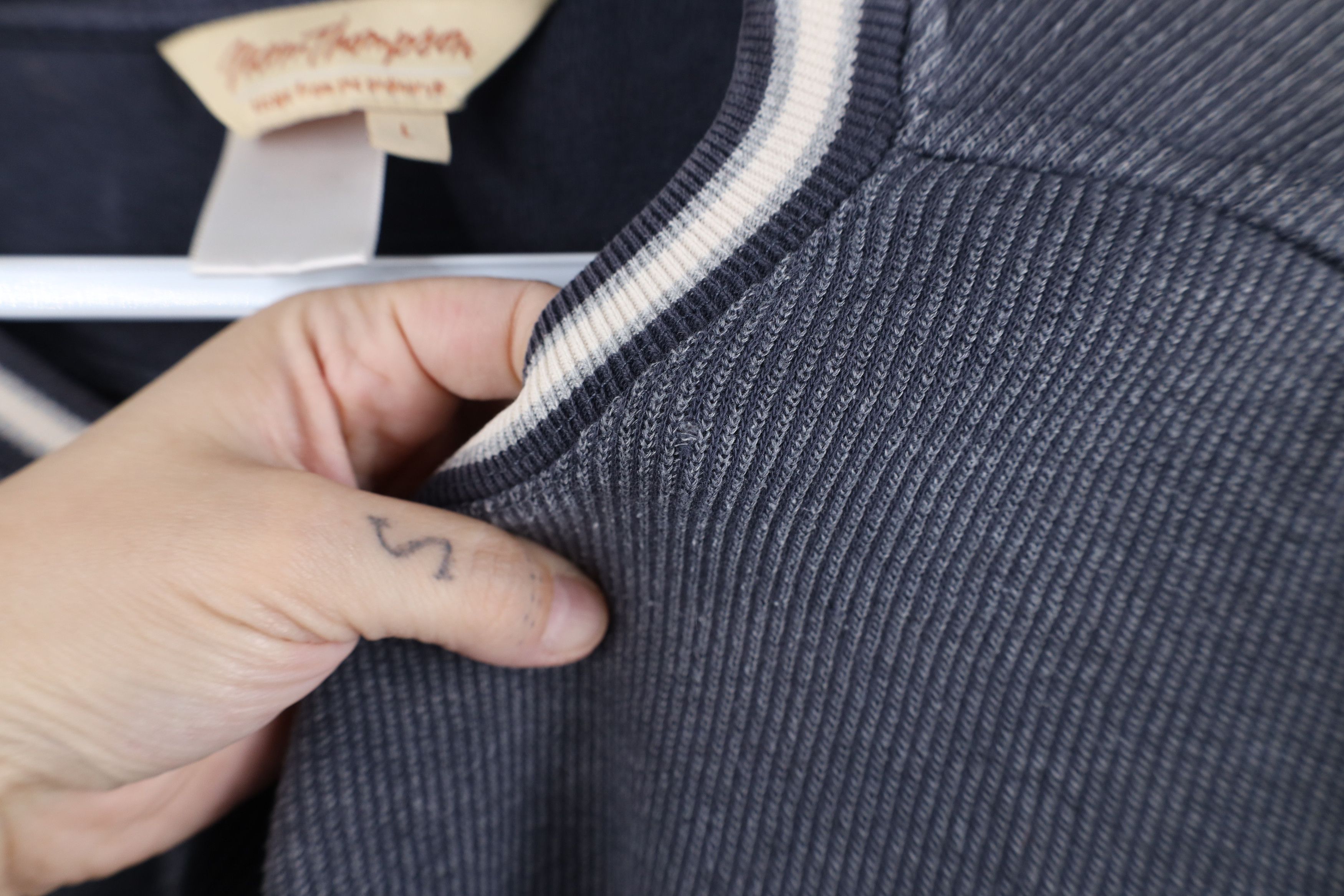 Vintage Vintage 90s Streetwear Ribbed Knit Pullover Sweatshirt Size US L / EU 52-54 / 3 - 7 Thumbnail