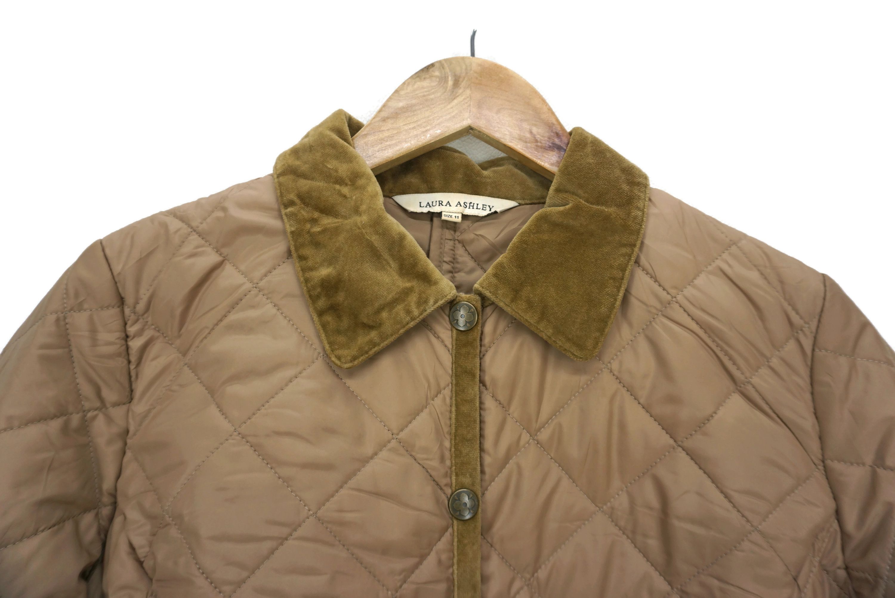 Laura Ashley Quilted Coat Snap Front Thermolite Velvet Trimming Jacket Size M / US 6-8 / IT 42-44 - 3 Thumbnail
