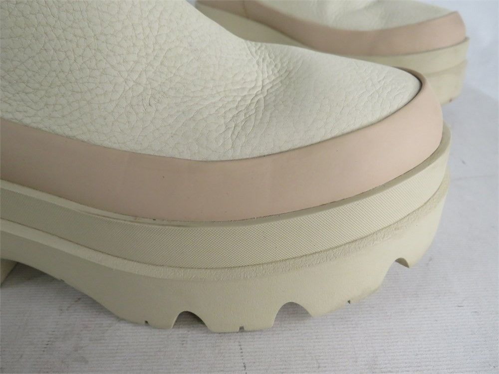 Ugg UGG SEA SALT BRISBANE CHELSEA WATERPROOF PLATFORMBOOTS 9 Size US 9 / IT 39 - 11 Thumbnail