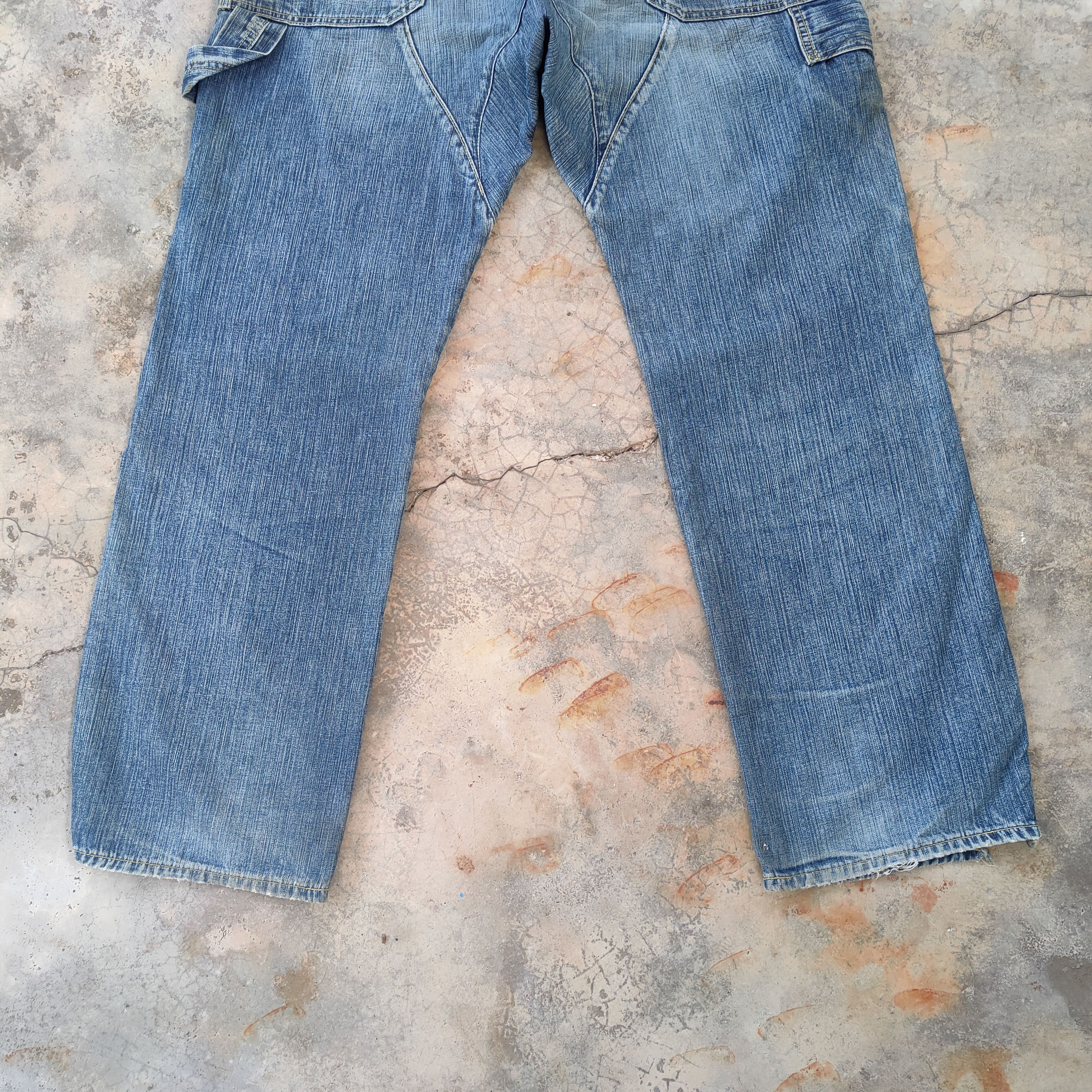 Japanese Brand W38 HECTIC VINTAGE RIPPED FADED JEANS PANTS Size US 38 / EU 54 - 10 Thumbnail