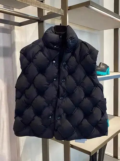 Other Black quwoven puffer bubble vest Size US L / EU 52-54 / 3 - 3 Thumbnail