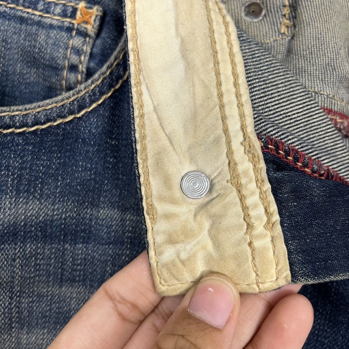 14th Addiction Vintage Daily Topics Distressed Buckle Denim Jeans Size 31" - 17 Thumbnail