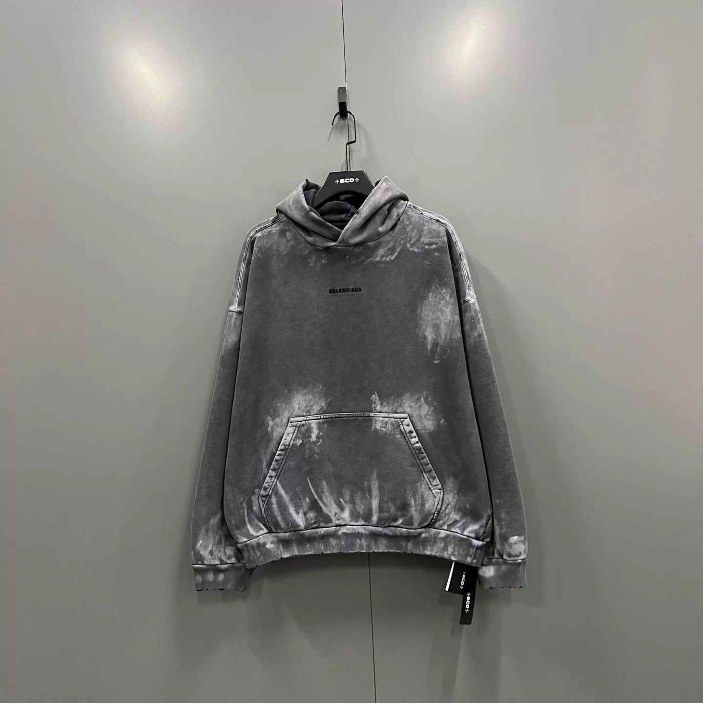 Balenciaga Balenciaga washed tie-dye distressed hoodie L new Size US L / EU 52-54 / 3 - 1 Thumbnail