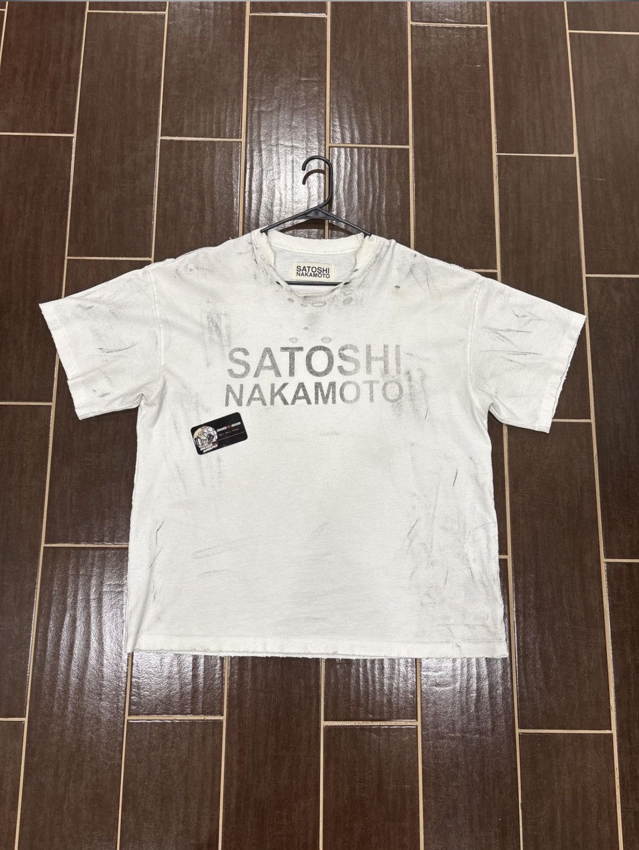 Satoshi Nakamoto SATOSHI NAKAMOTO DESTROYED LUKE TEE Size US M / EU 48-50 / 2 - 1 Thumbnail