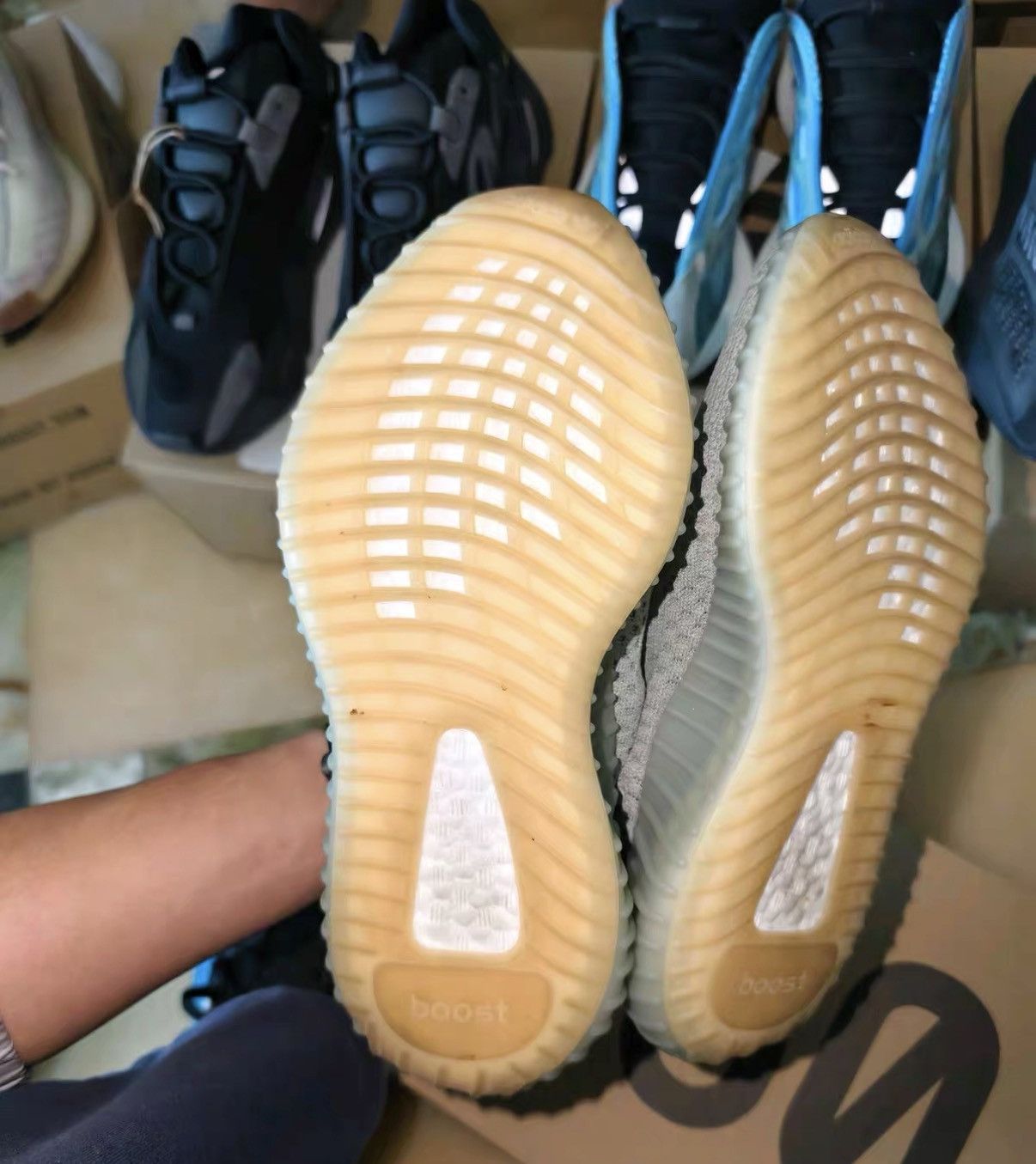 Yeezy Yeezy 350 Sage Grey Orange J42 Size US 6.5 / IT 36.5 - 8 Thumbnail