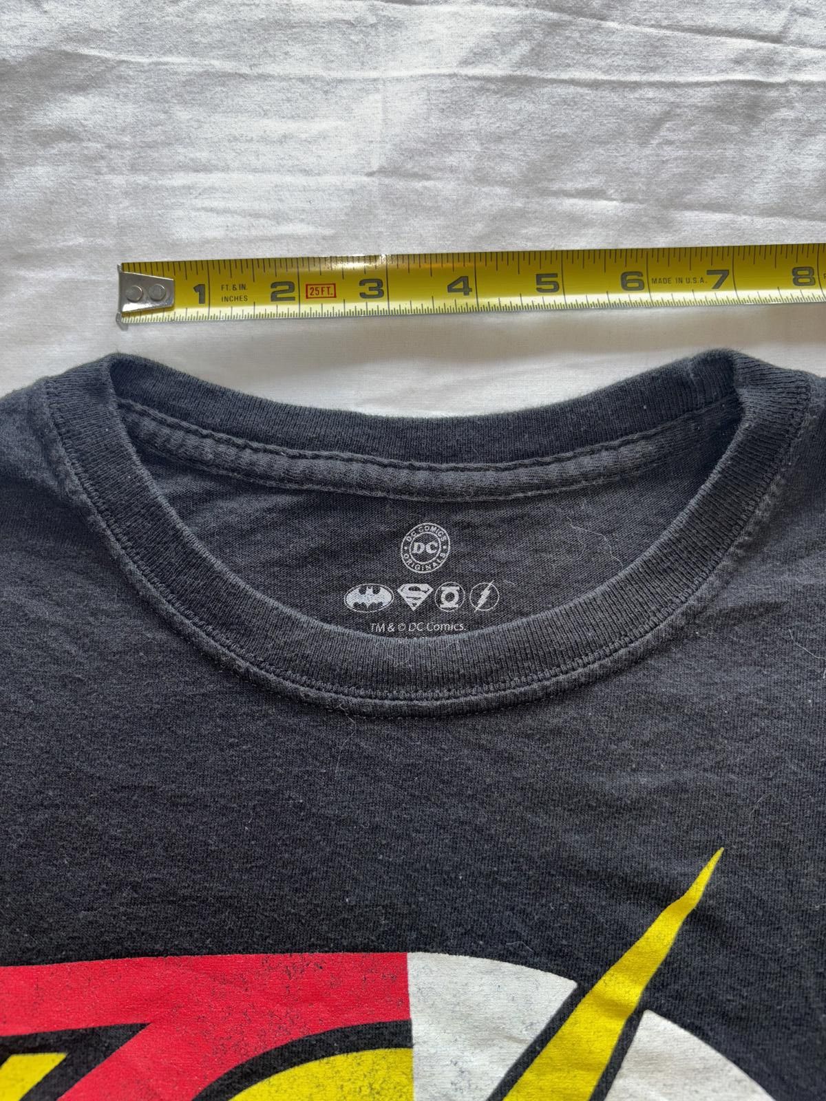DC Comics Classic DC Superheroes Logo T-Shirt - Black Size US S / EU 44-46 / 1 - 6 Thumbnail