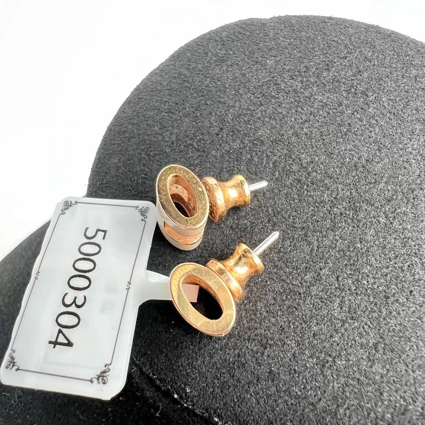 Hermes Hermes Logo Earrings Unworn Size ONE SIZE - 3 Thumbnail