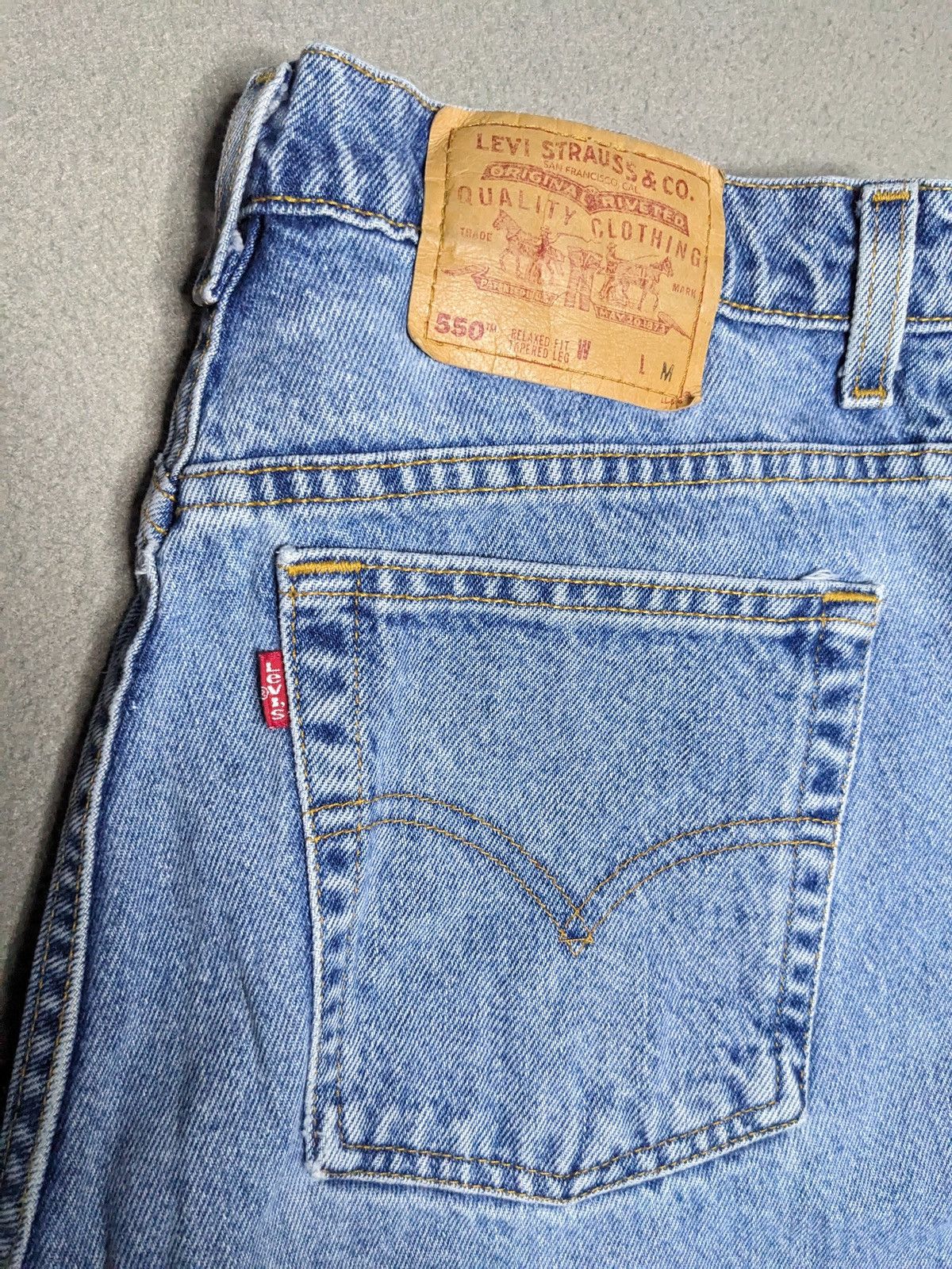 Levi's VTG 90s Levis Jeans 550 Made USA Womens 32x30 Denim Relaxed Size 32" / US 10 / IT 46 - 6 Thumbnail