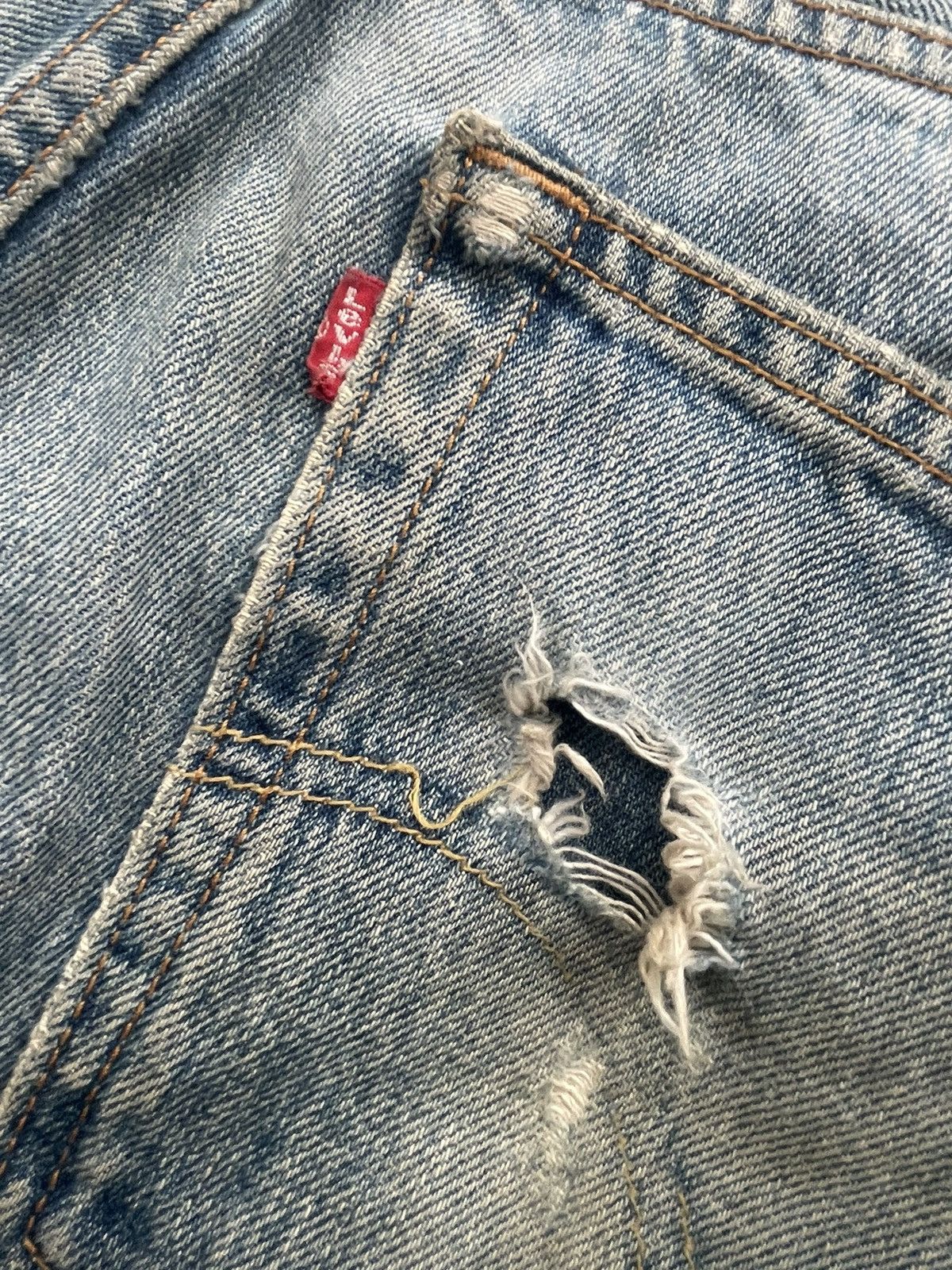 Levi's × Levi's Vintage Clothing Vintage 2002 Levis 501 Custom Distresed Size US 38 / EU 54 - 18 Thumbnail