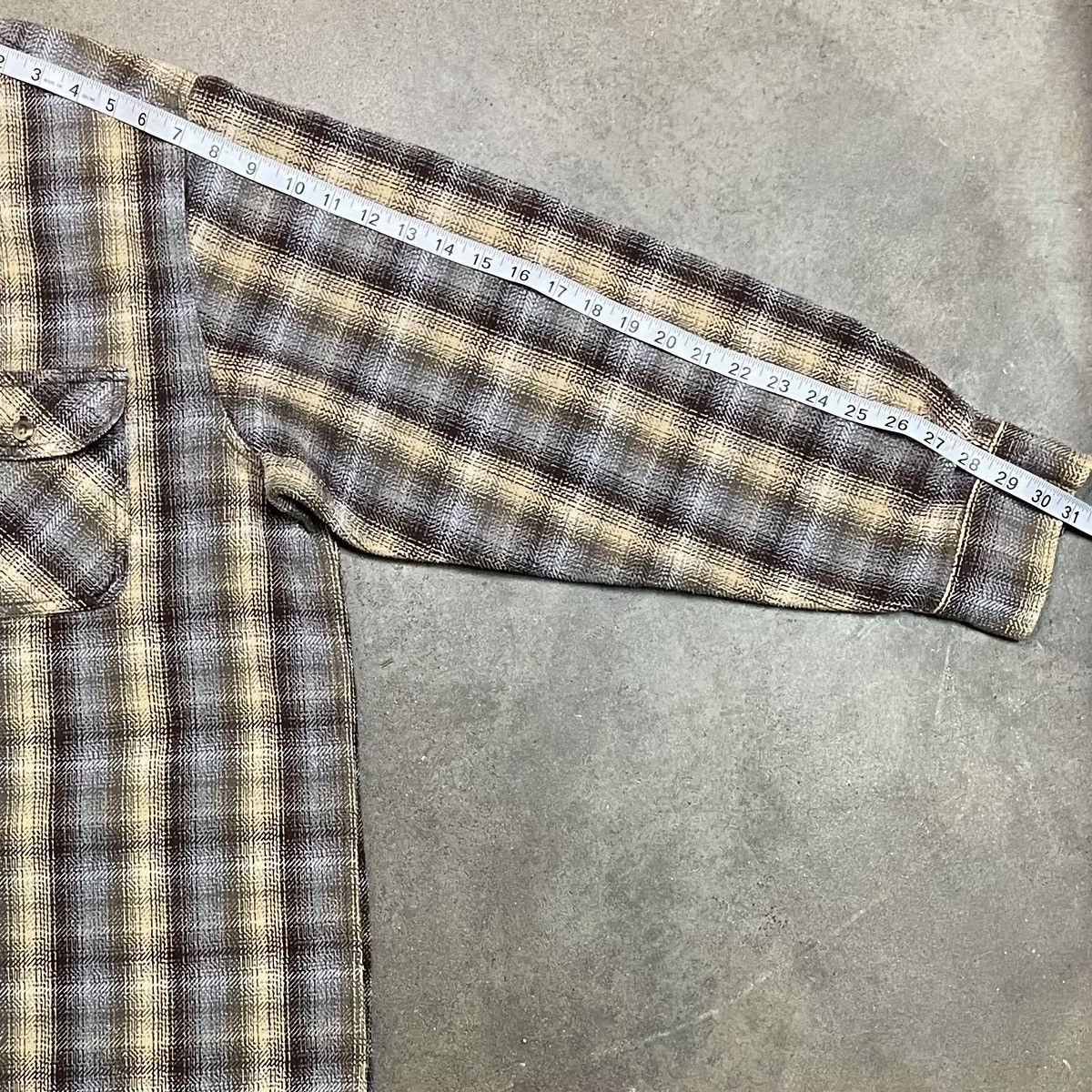 Vintage Vintage Berne Lined Plaid Flannel Shirt Jacket Size US XL / EU 56 / 4 - 7 Thumbnail